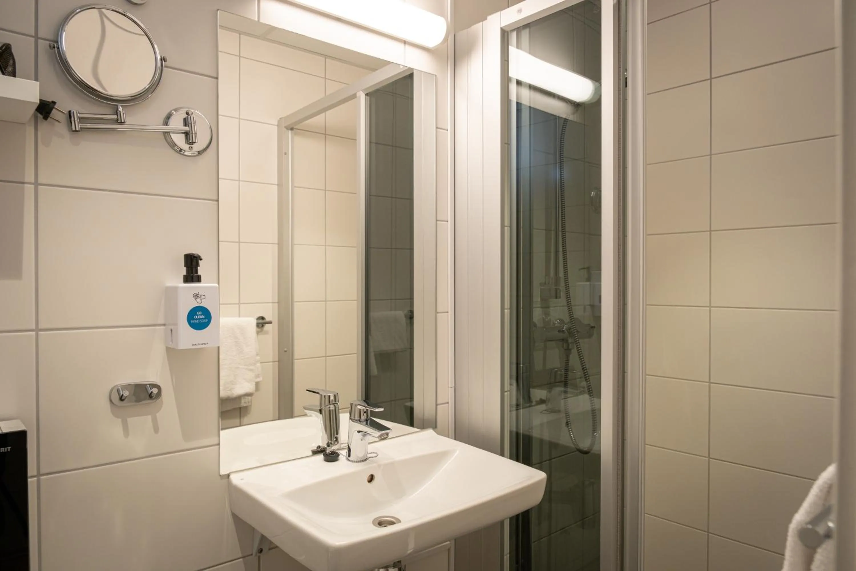 Bathroom in Quality Hotel Grand Steinkjer