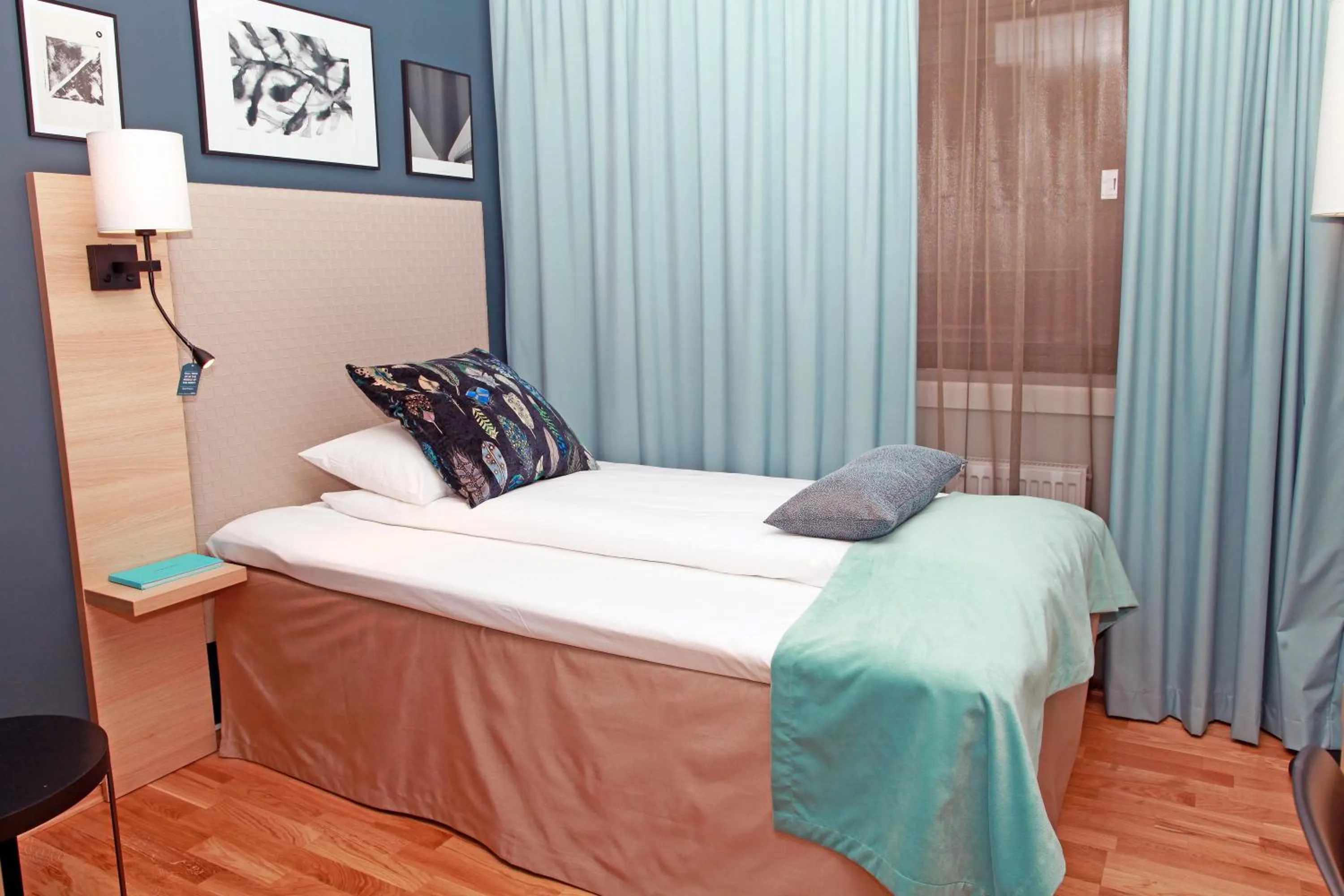 Photo of the whole room, Bed in Quality Hotel Grand Steinkjer