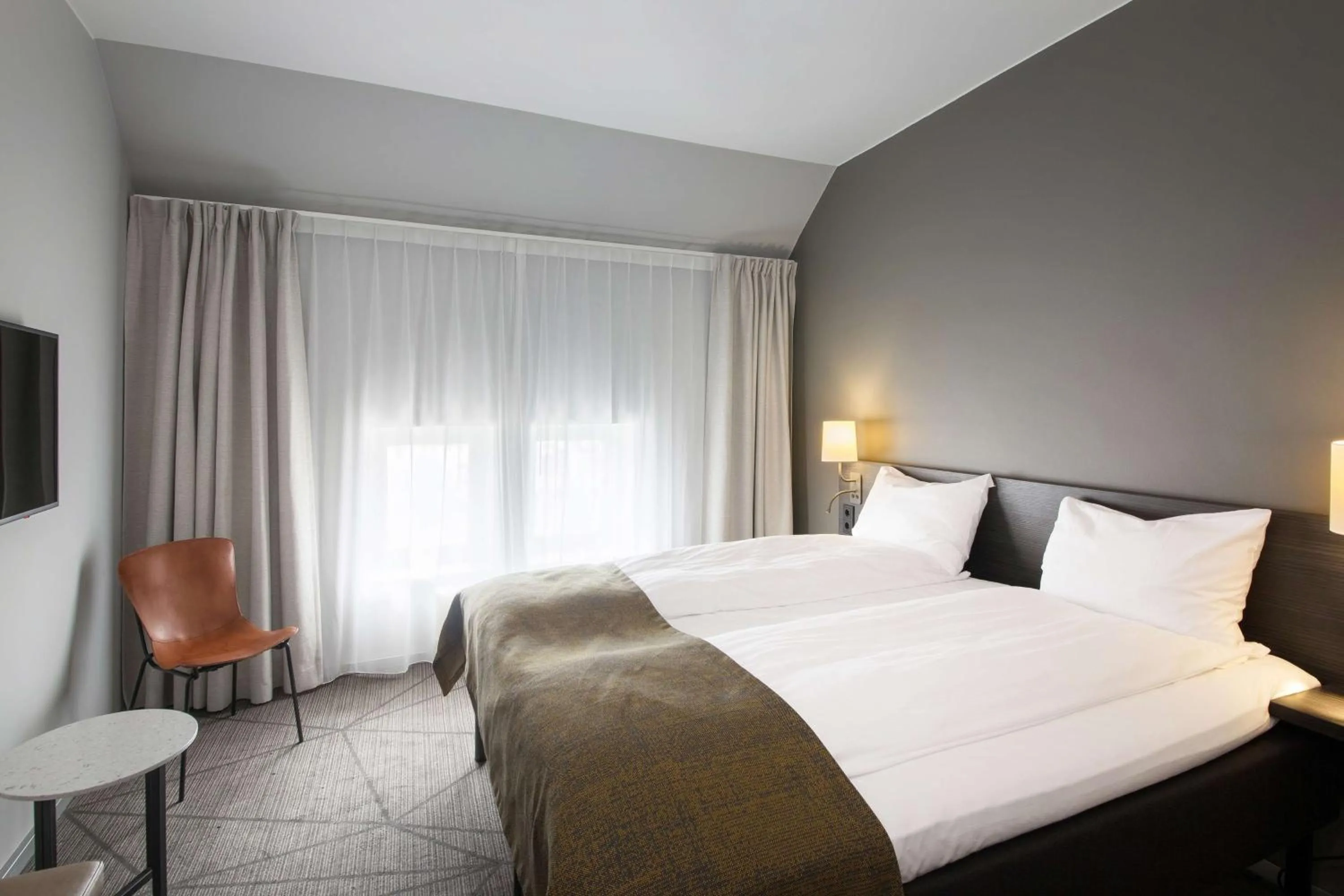 Bedroom, Bed in Scandic Ambassadeur Drammen