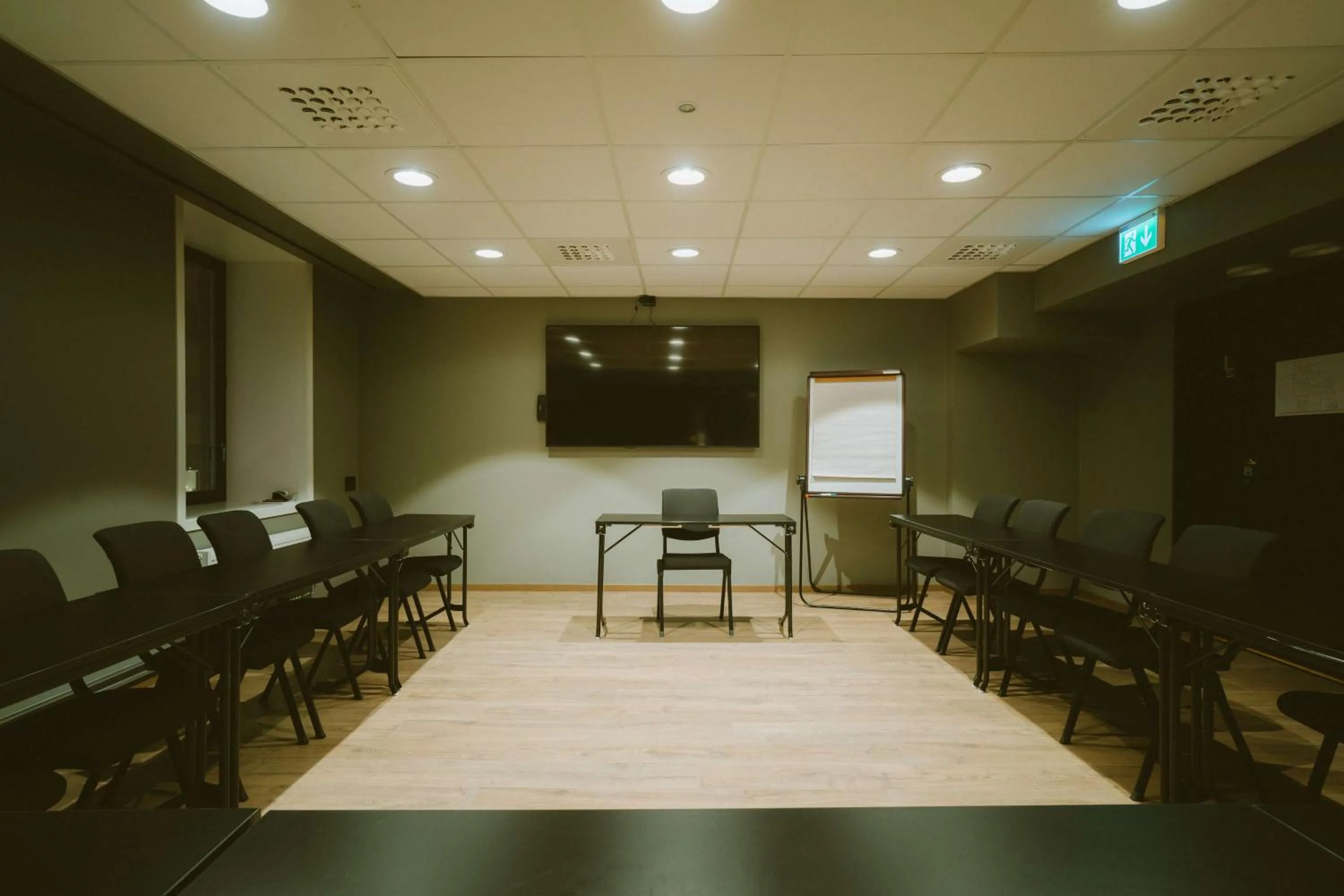 Meeting/conference room in Scandic Grand Tromsø