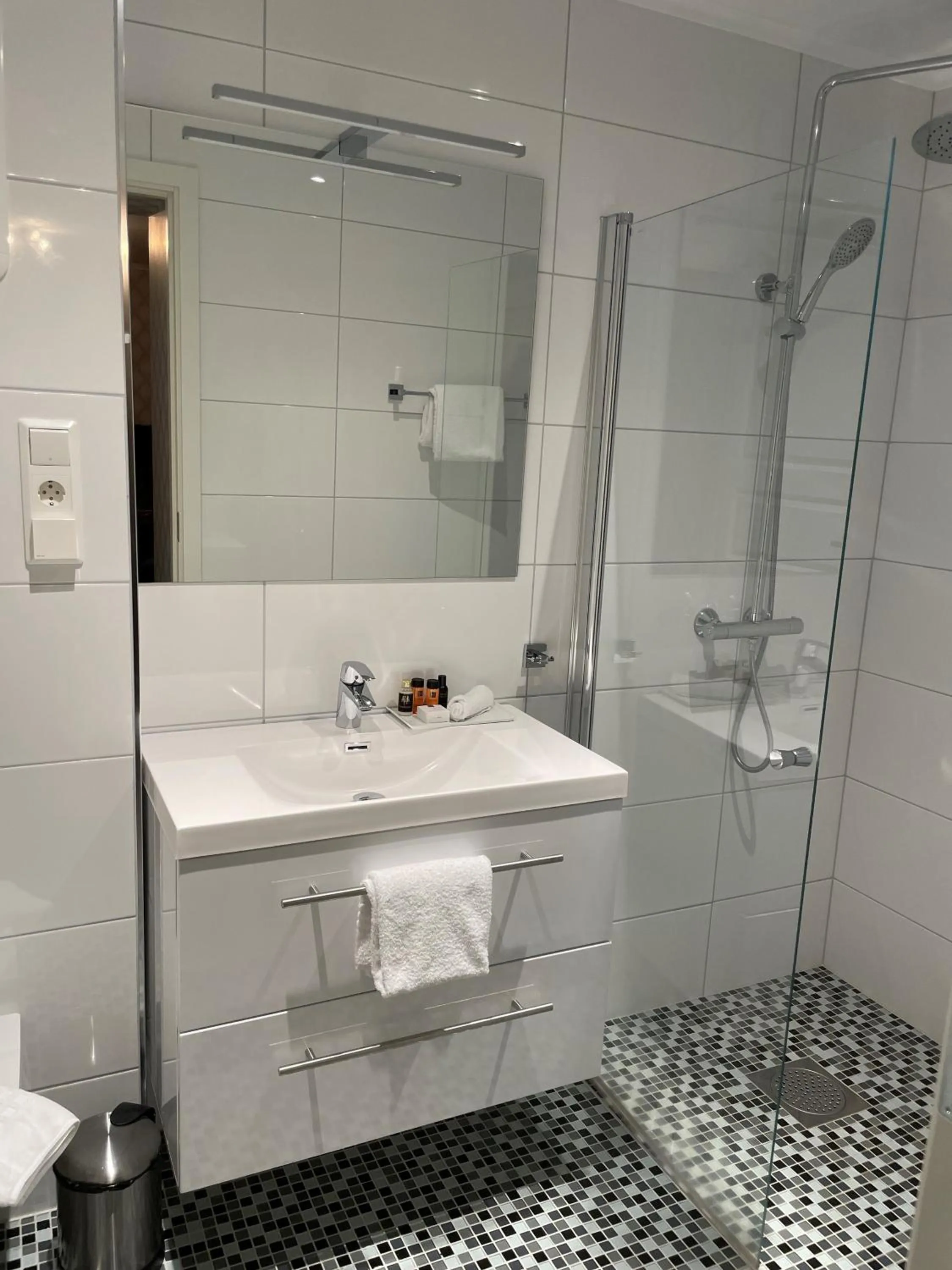 Bathroom in Hotel Wassilioff - Unike Hoteller