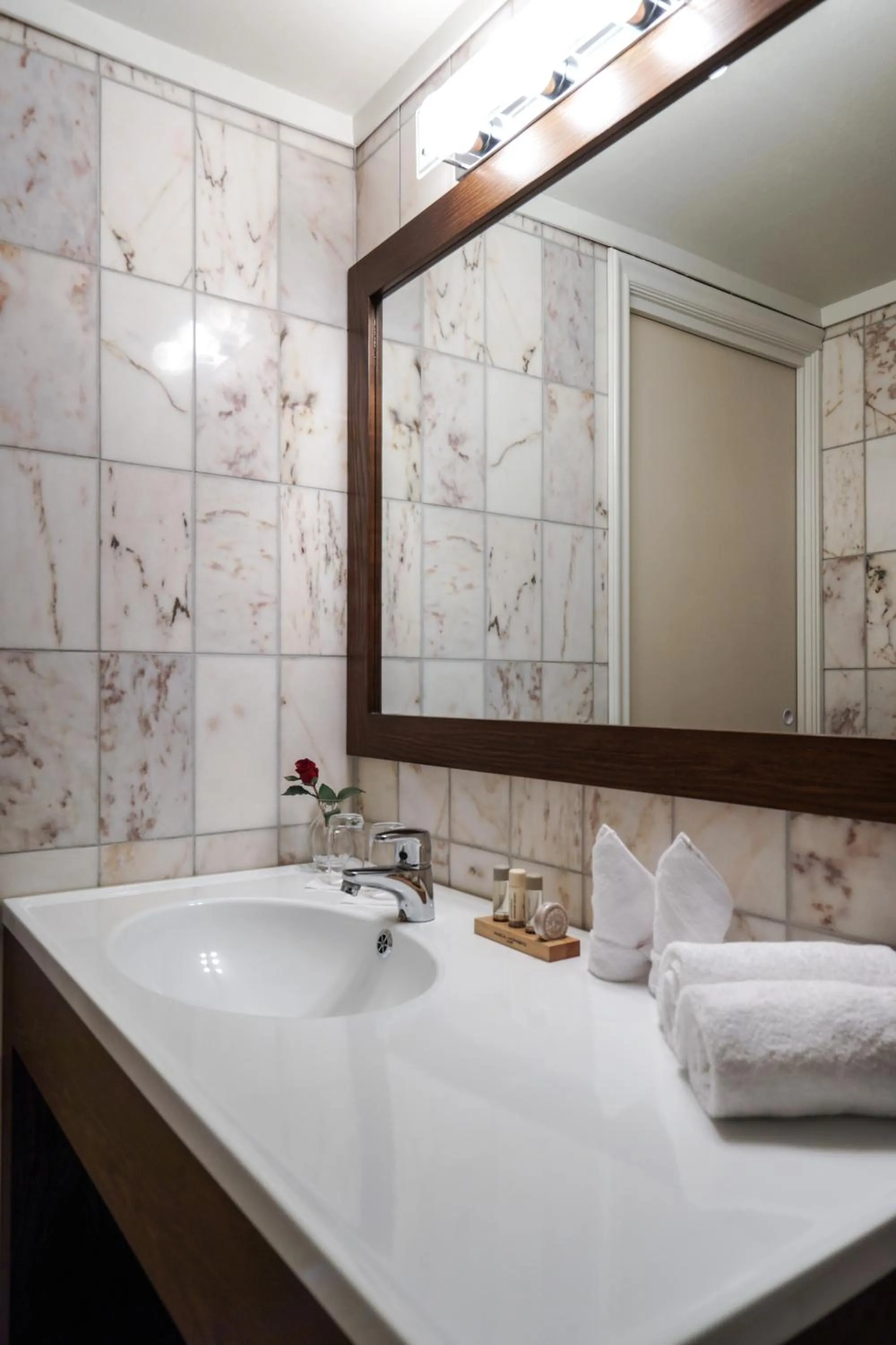 Bathroom in Hotel Wassilioff - Unike Hoteller