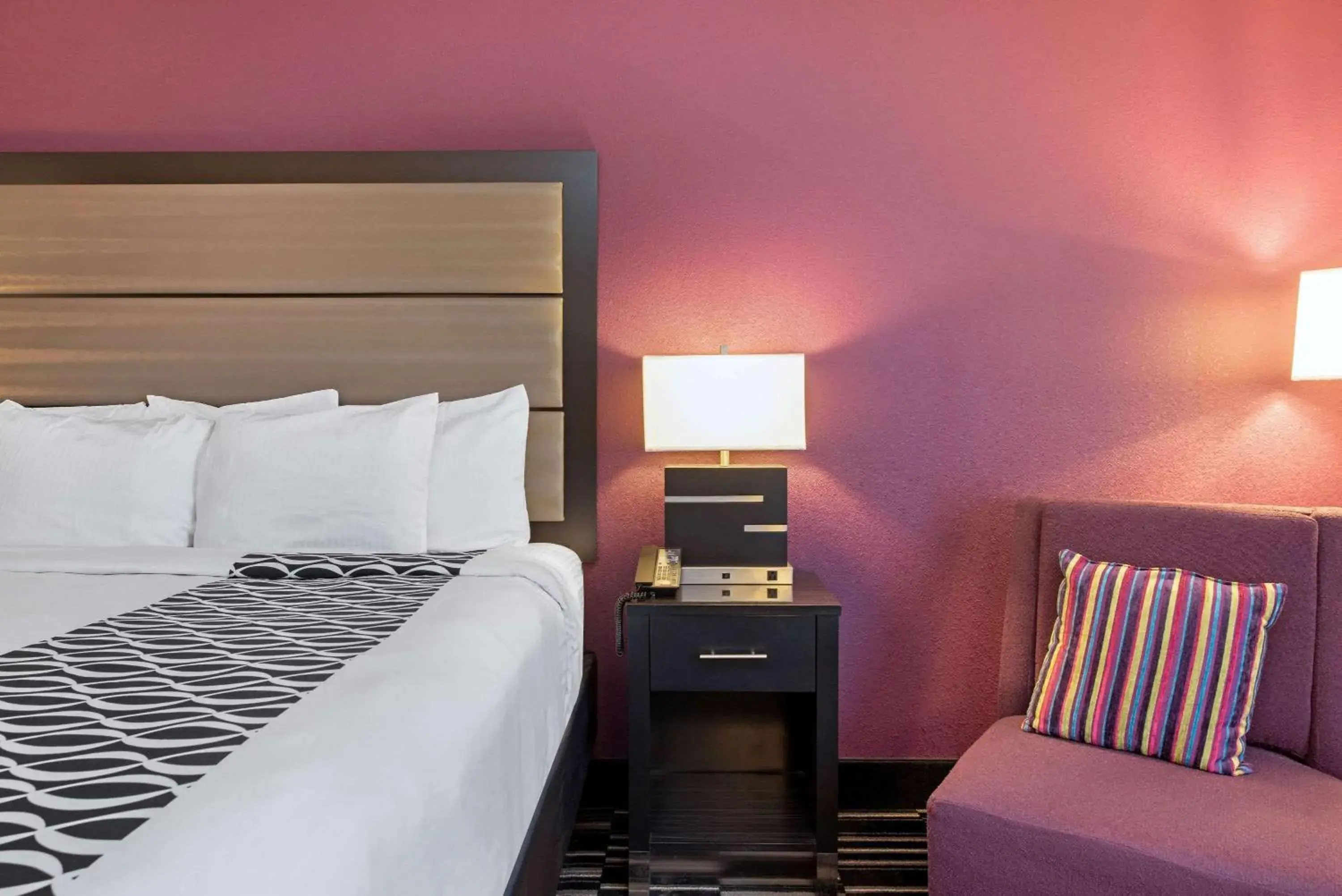 King Room - Non-Smoking in La Quinta by Wyndham West Monroe King Room - Non-Smoking in La Quinta by Wyndham West Monroe