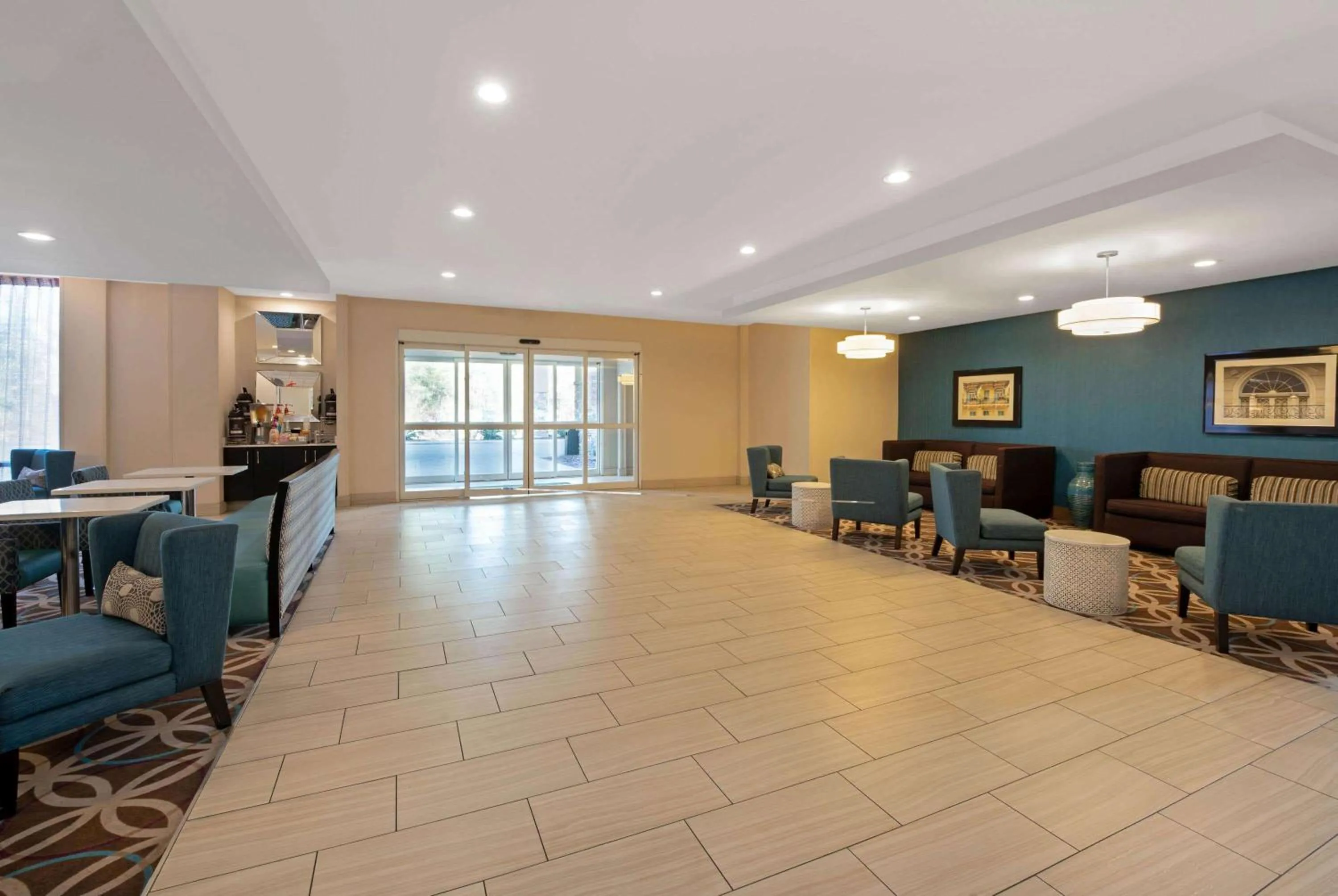 Lobby or reception in La Quinta by Wyndham West Monroe