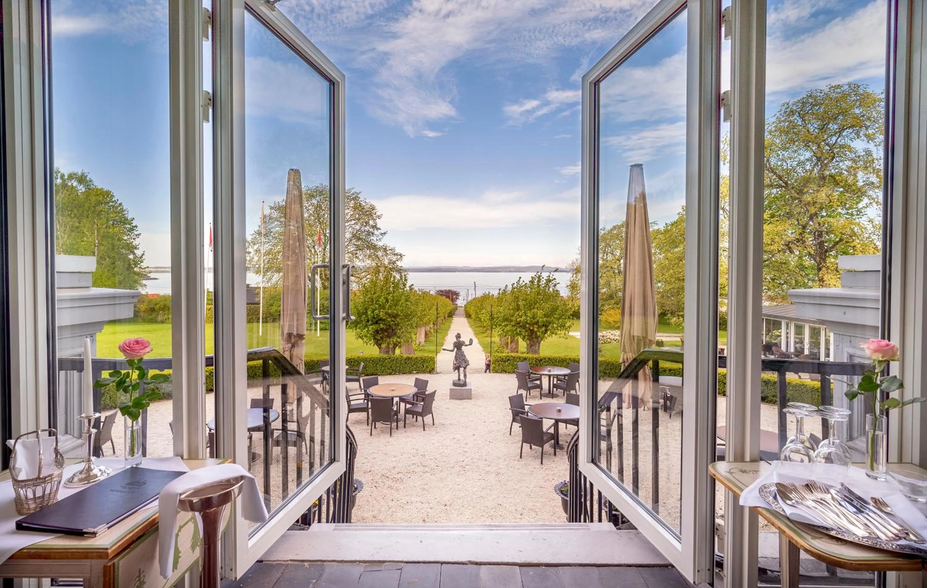 Patio in Hotel Refsnes Gods - by Classic Norway Hotels