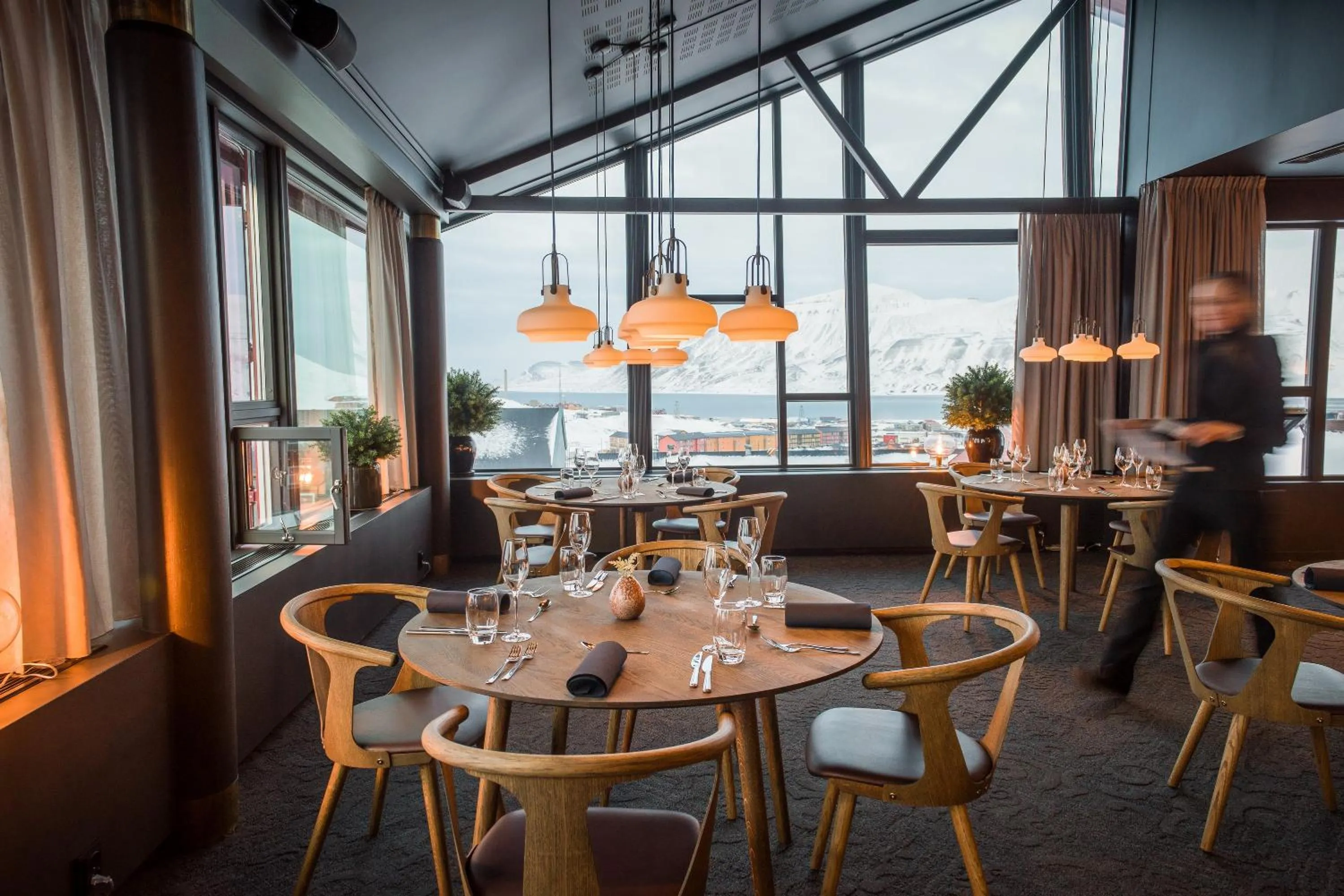 Restaurant/places to eat in Funken Lodge