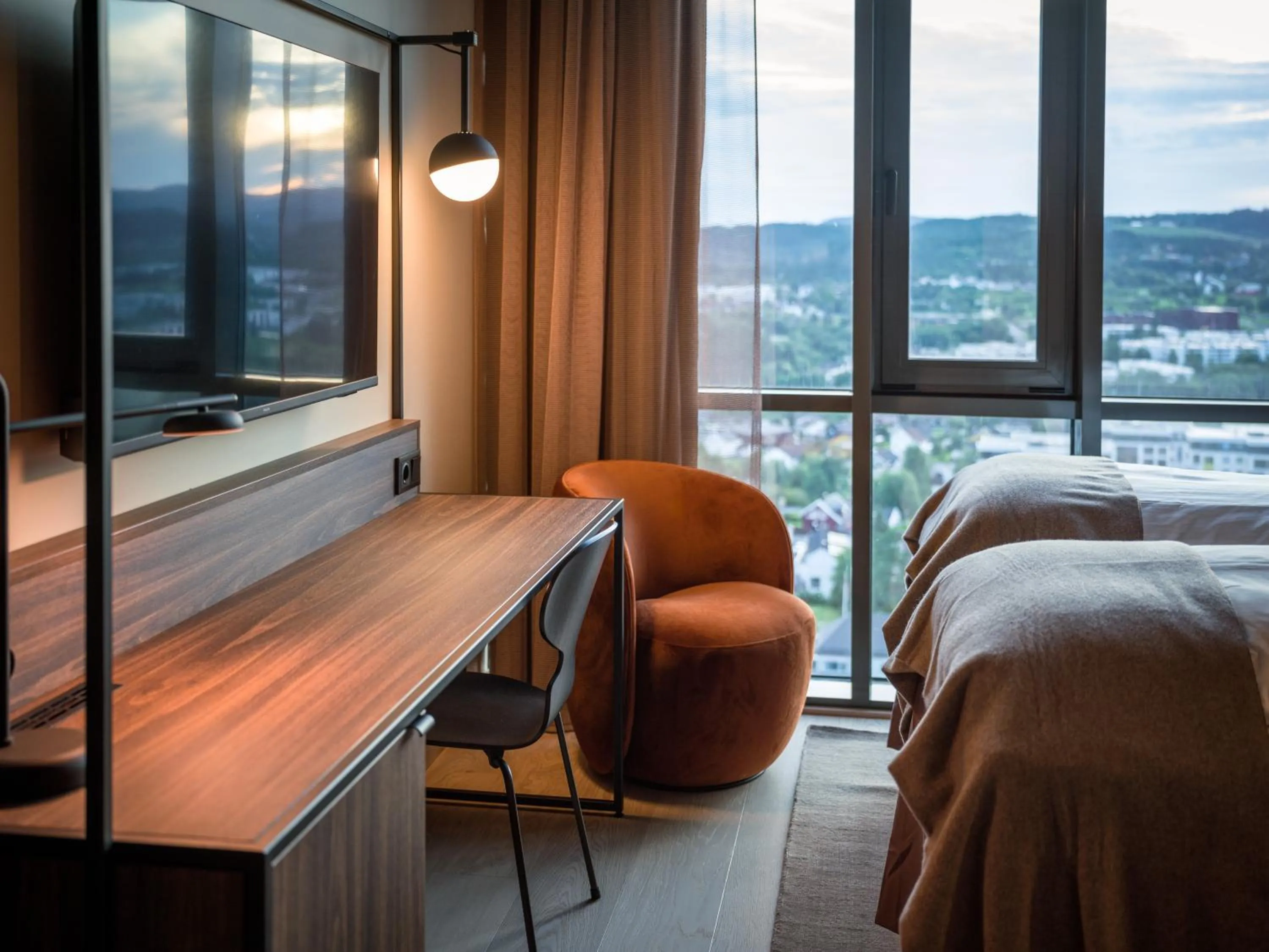 TV and multimedia, Bed in Quality Hotel Panorama