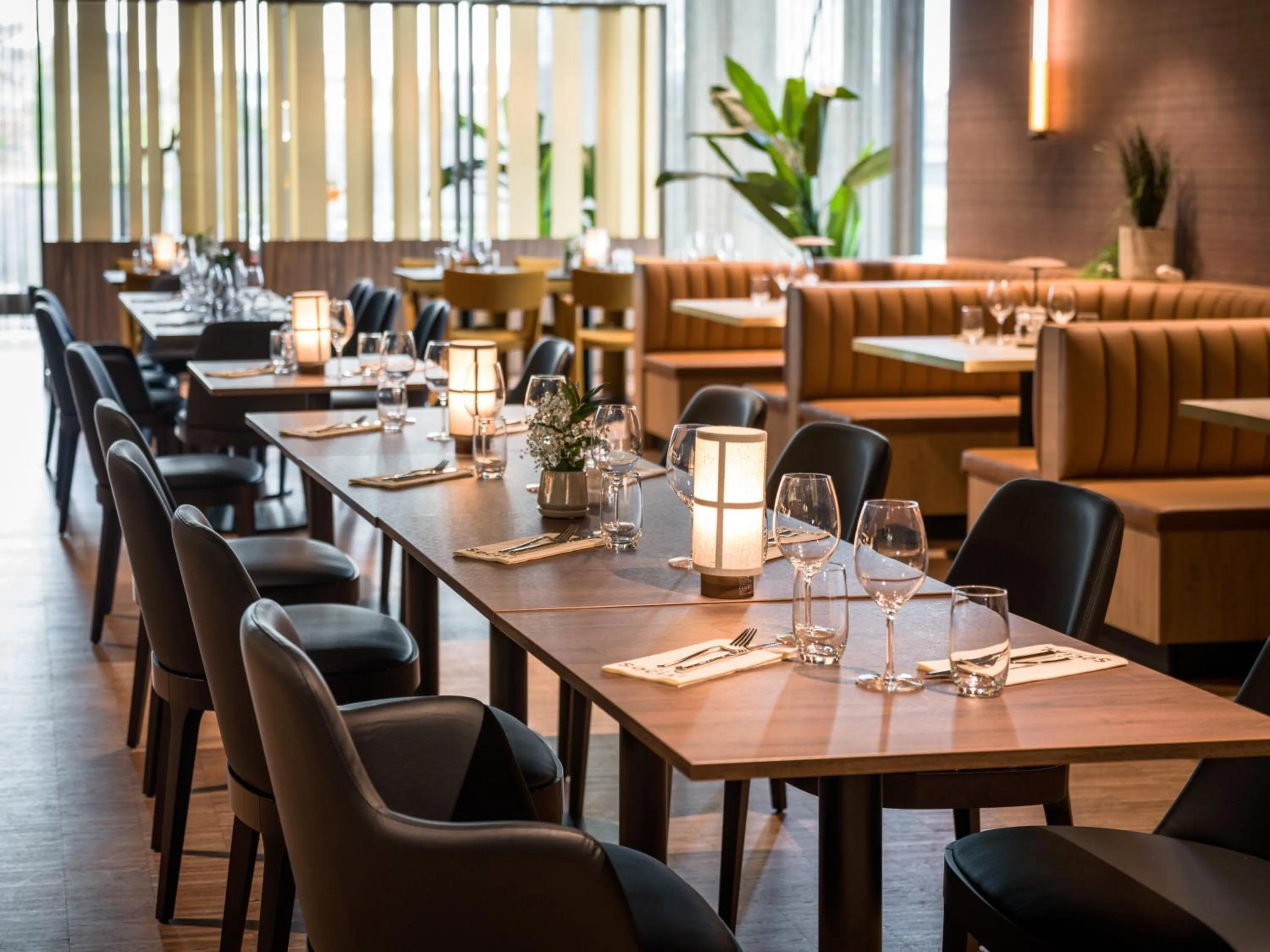 Restaurant/places to eat in Quality Hotel Panorama