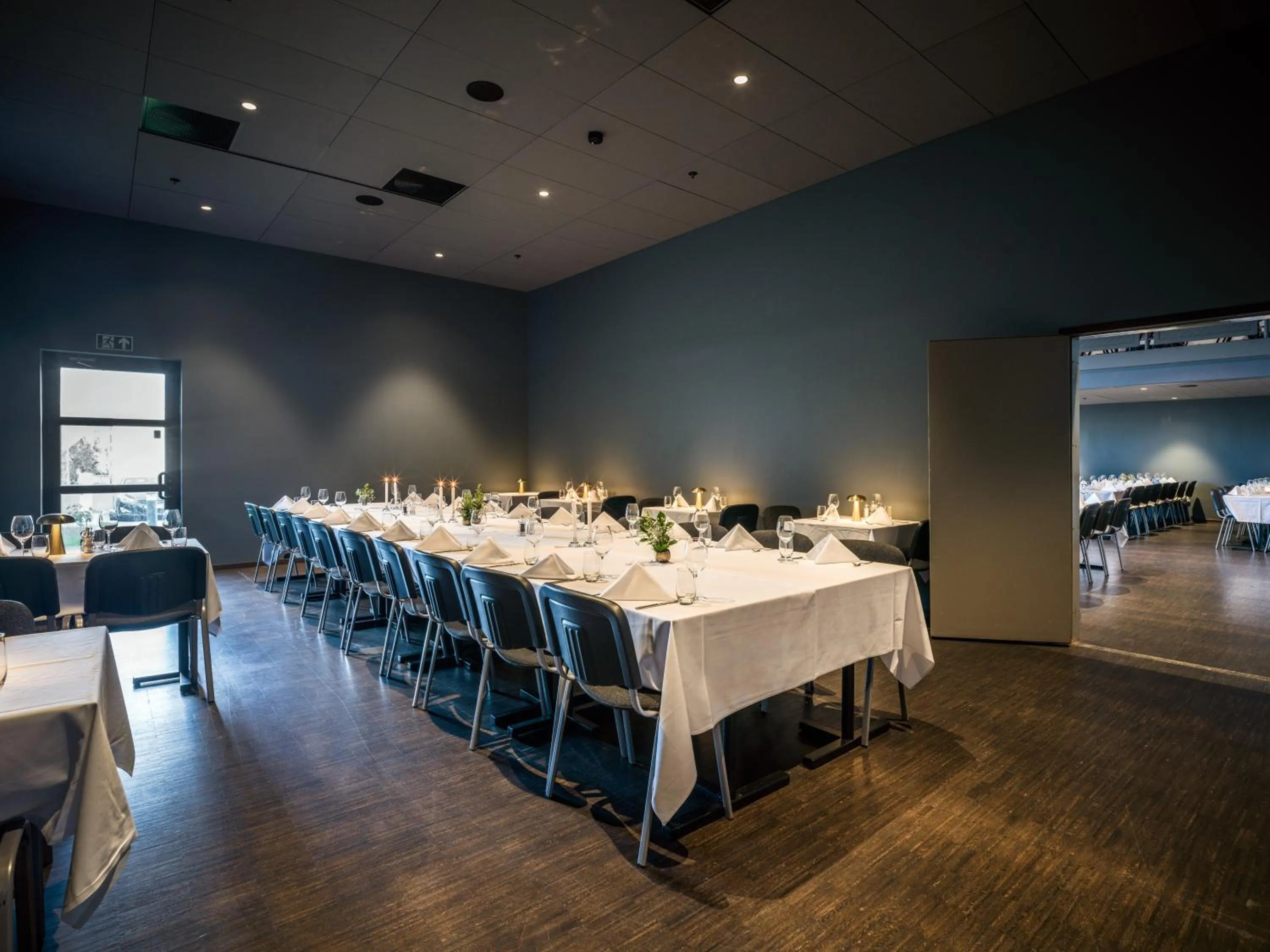 Restaurant/places to eat in Quality Hotel Panorama