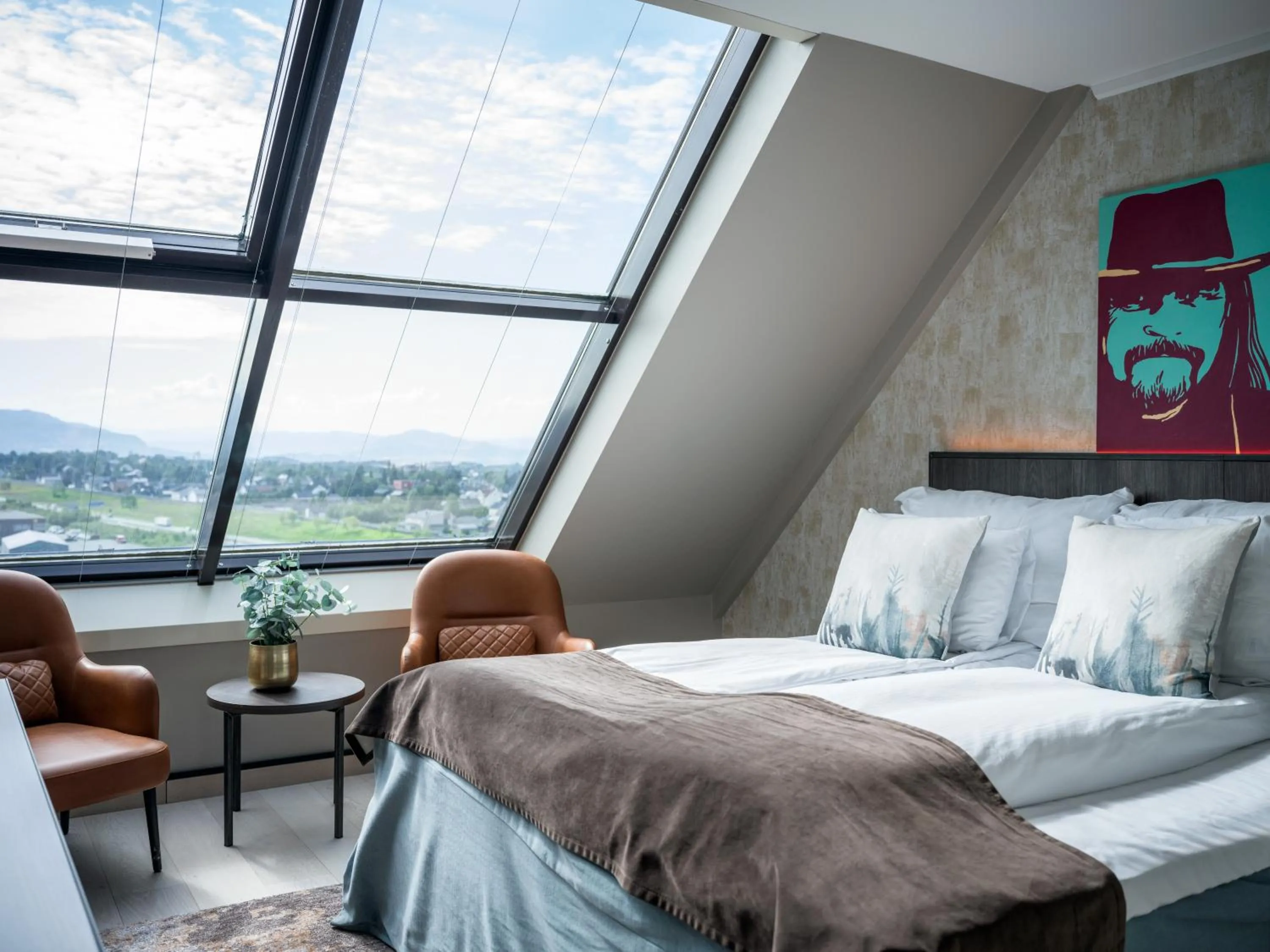 TV and multimedia, Bed in Quality Hotel Panorama