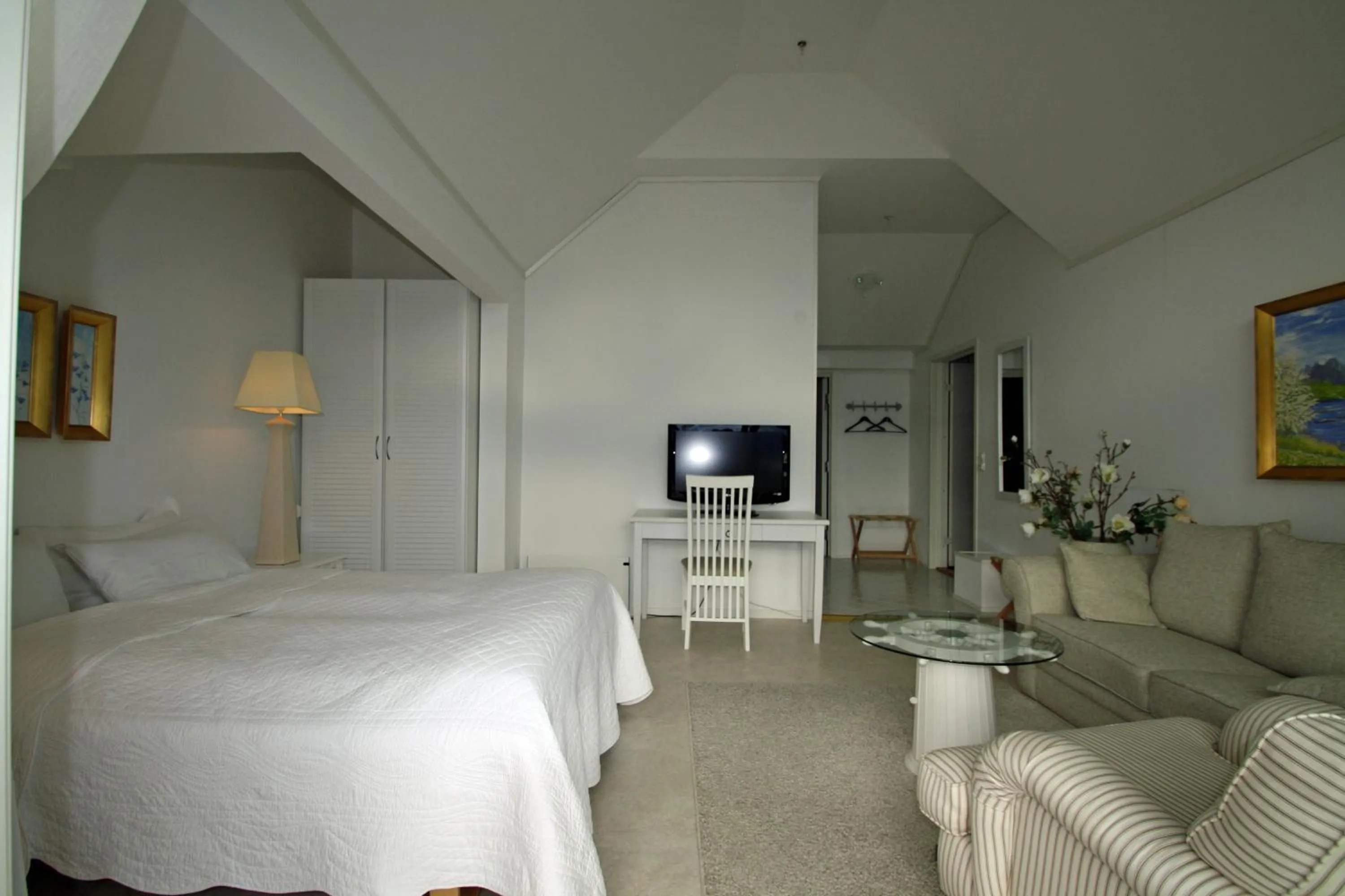 Photo of the whole room, Bed in Sunde Fjord Hotel, free and easy parking