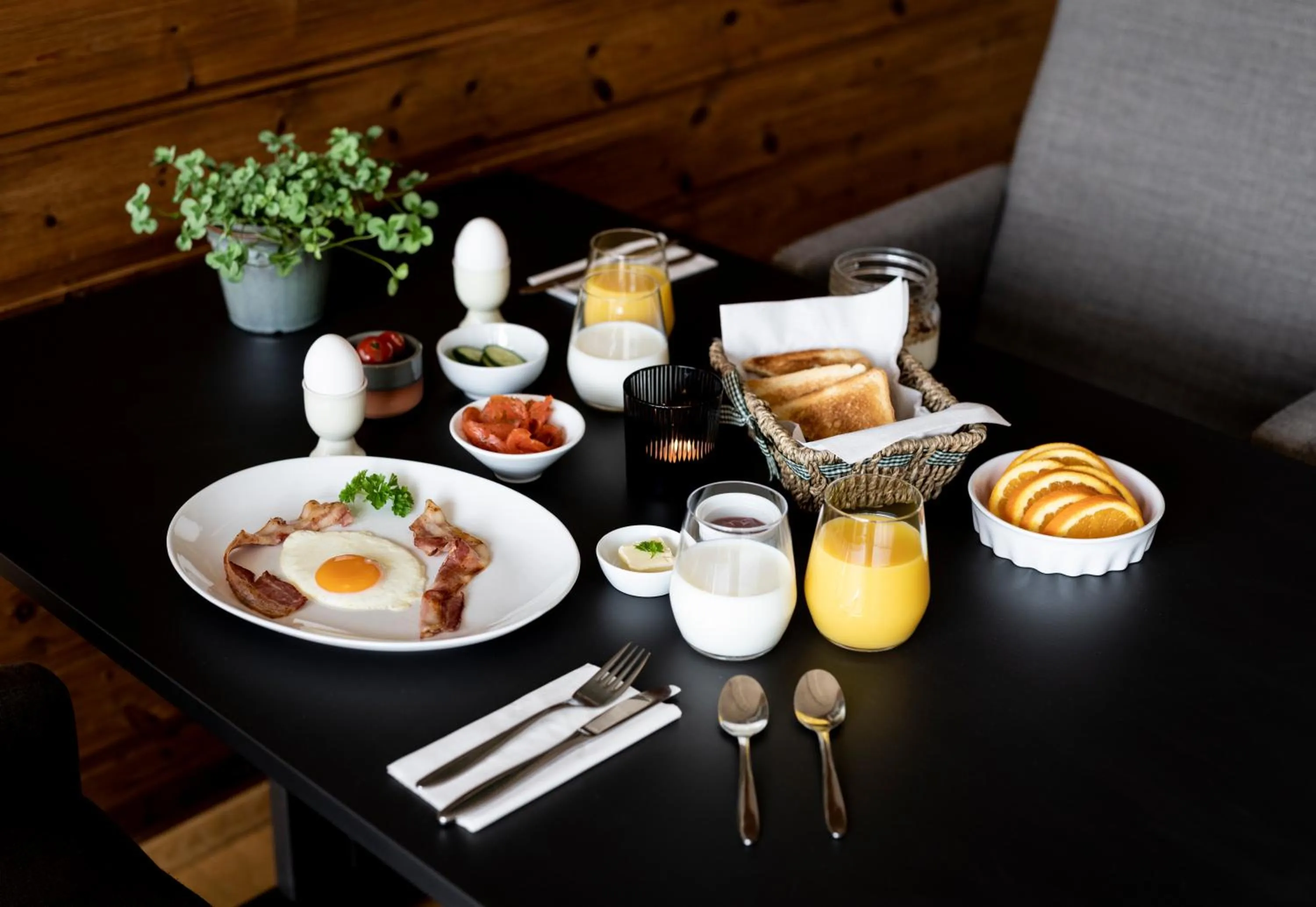 Breakfast in Dragsvik Fjordhotel