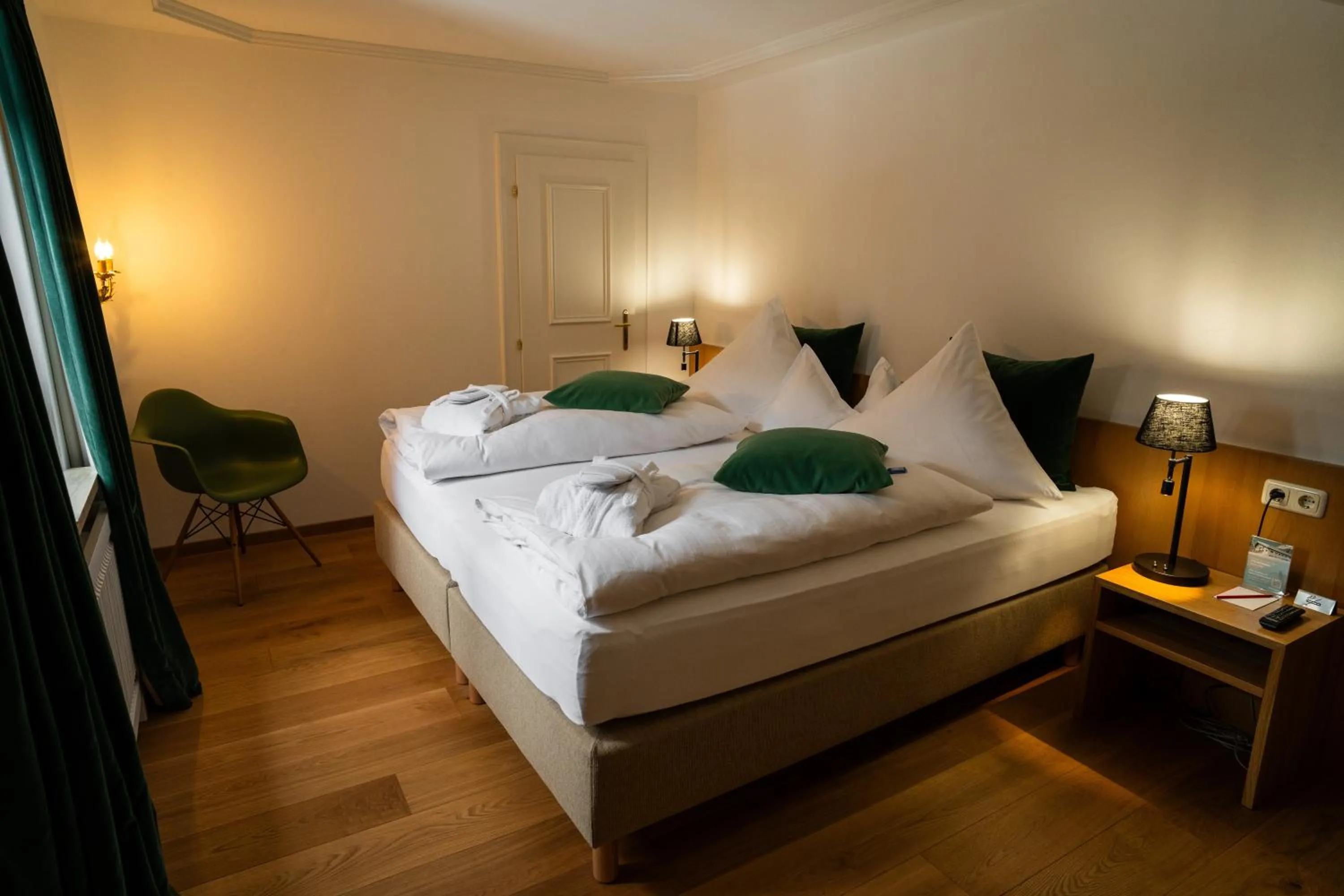 Bed in Hinterwies – Ski In / Lodge / Dine