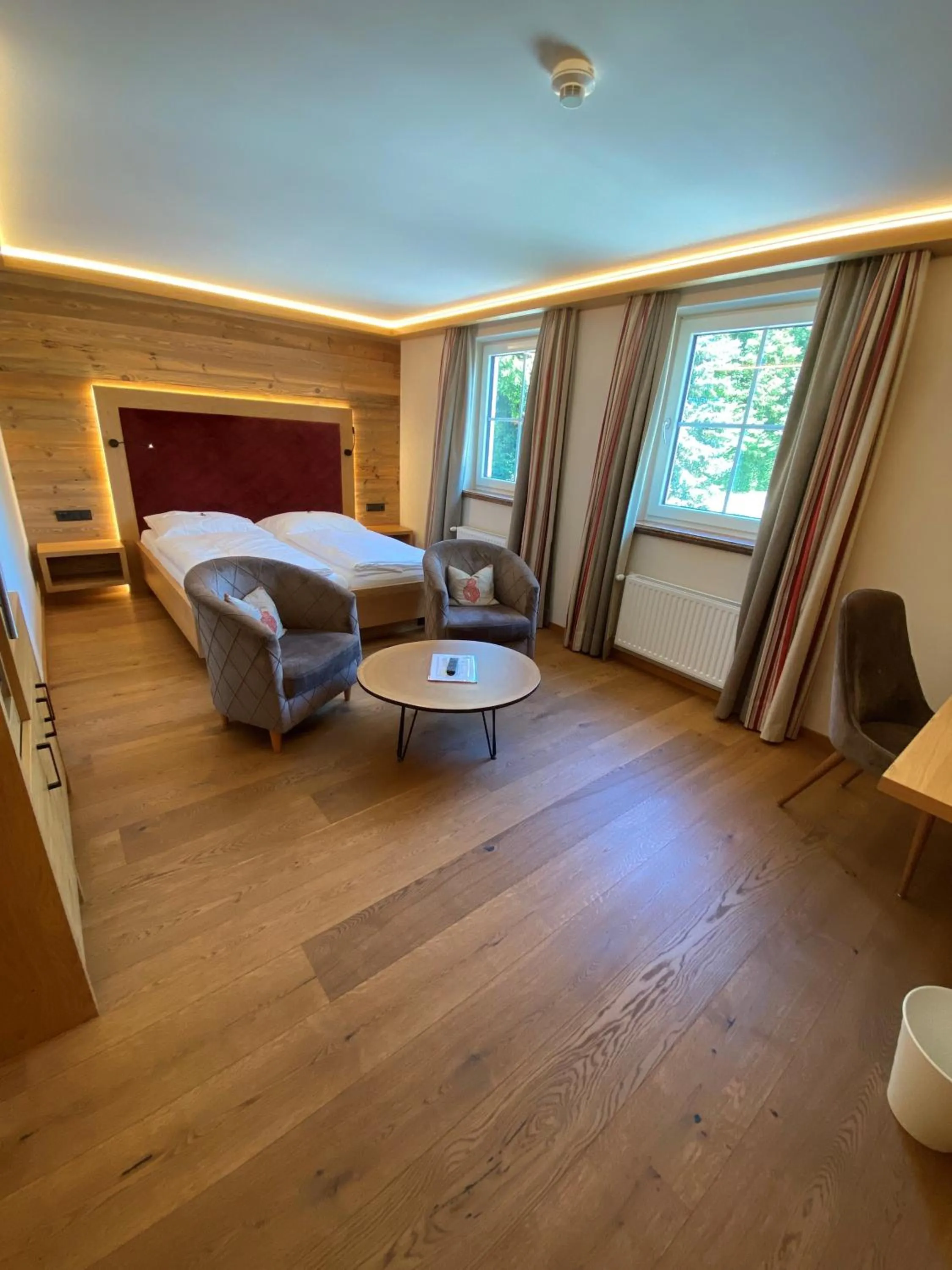 Photo of the whole room, Bed in Gasthof Schorn