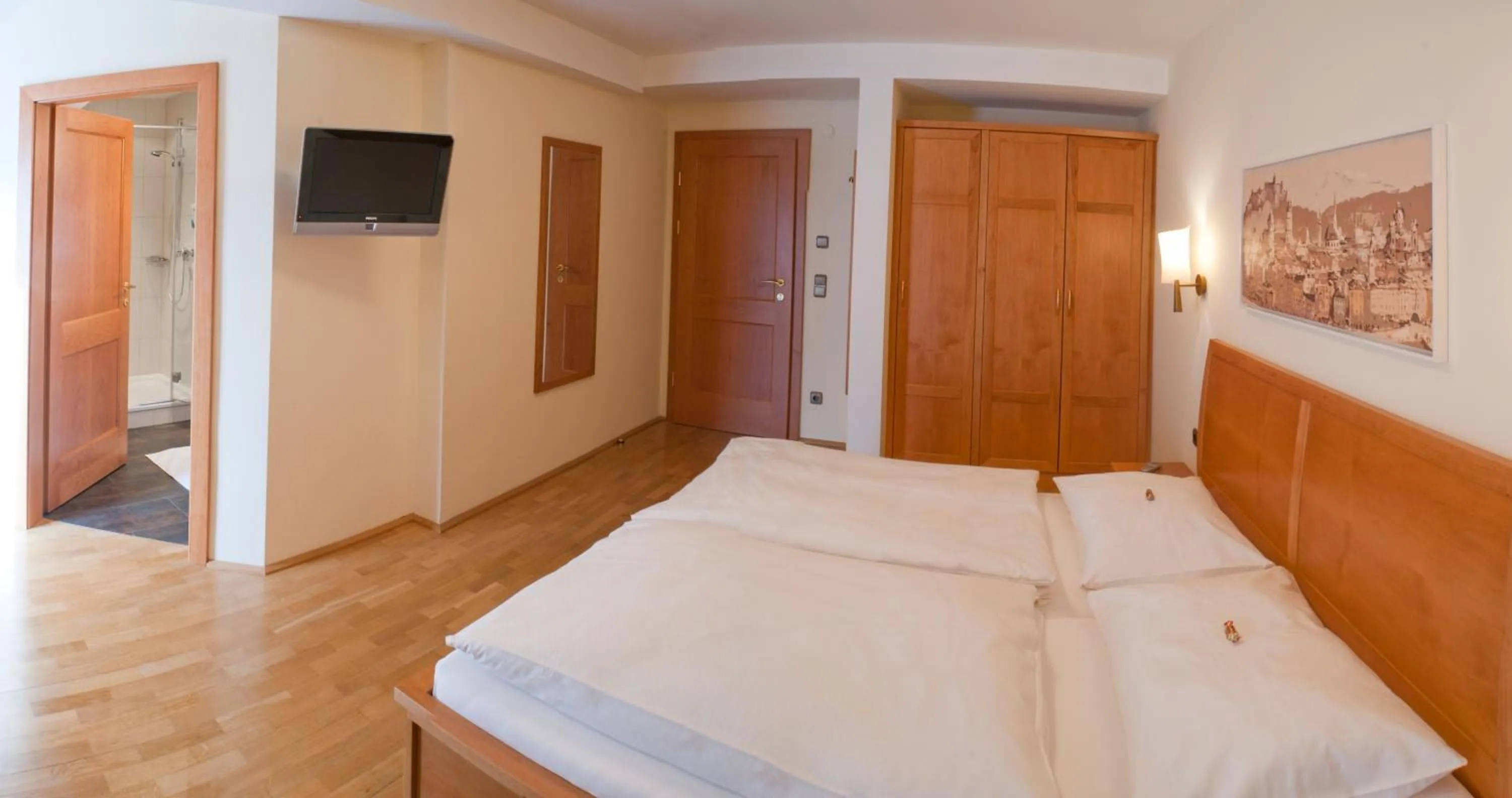 Photo of the whole room, Bed in Gasthof Schorn