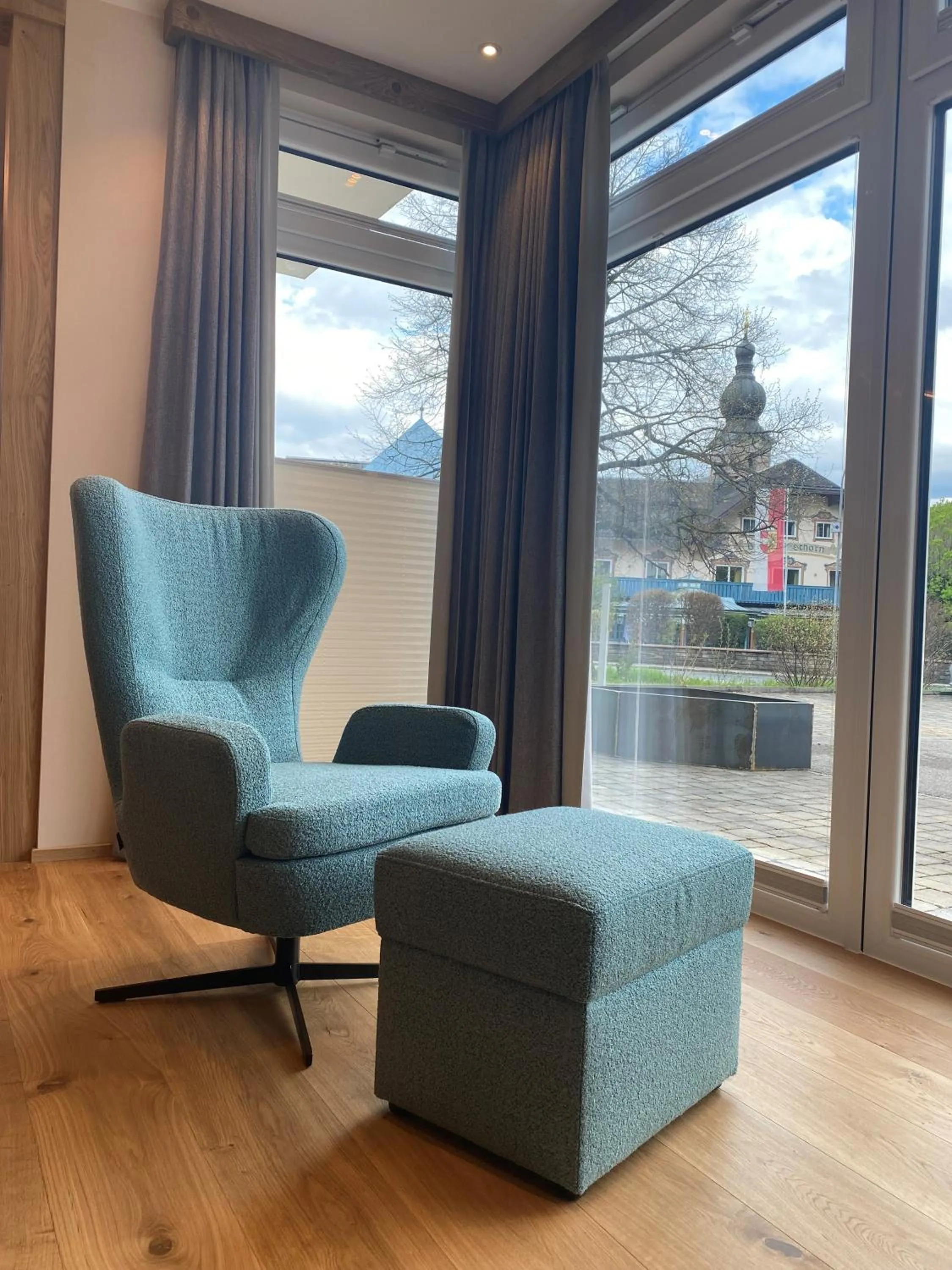 Seating area in Gasthof Schorn