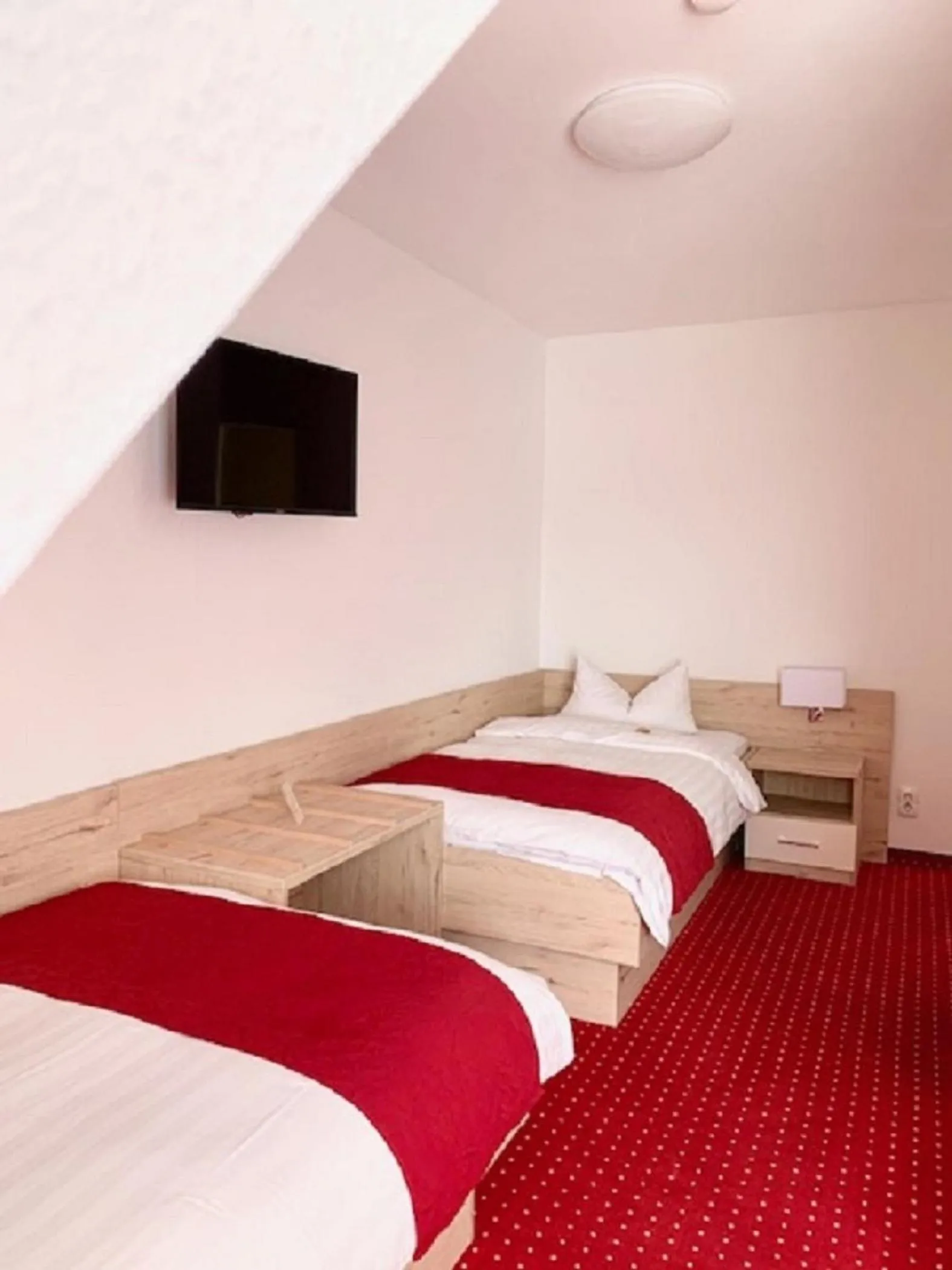 Photo of the whole room, Bed in Hanse Hotel