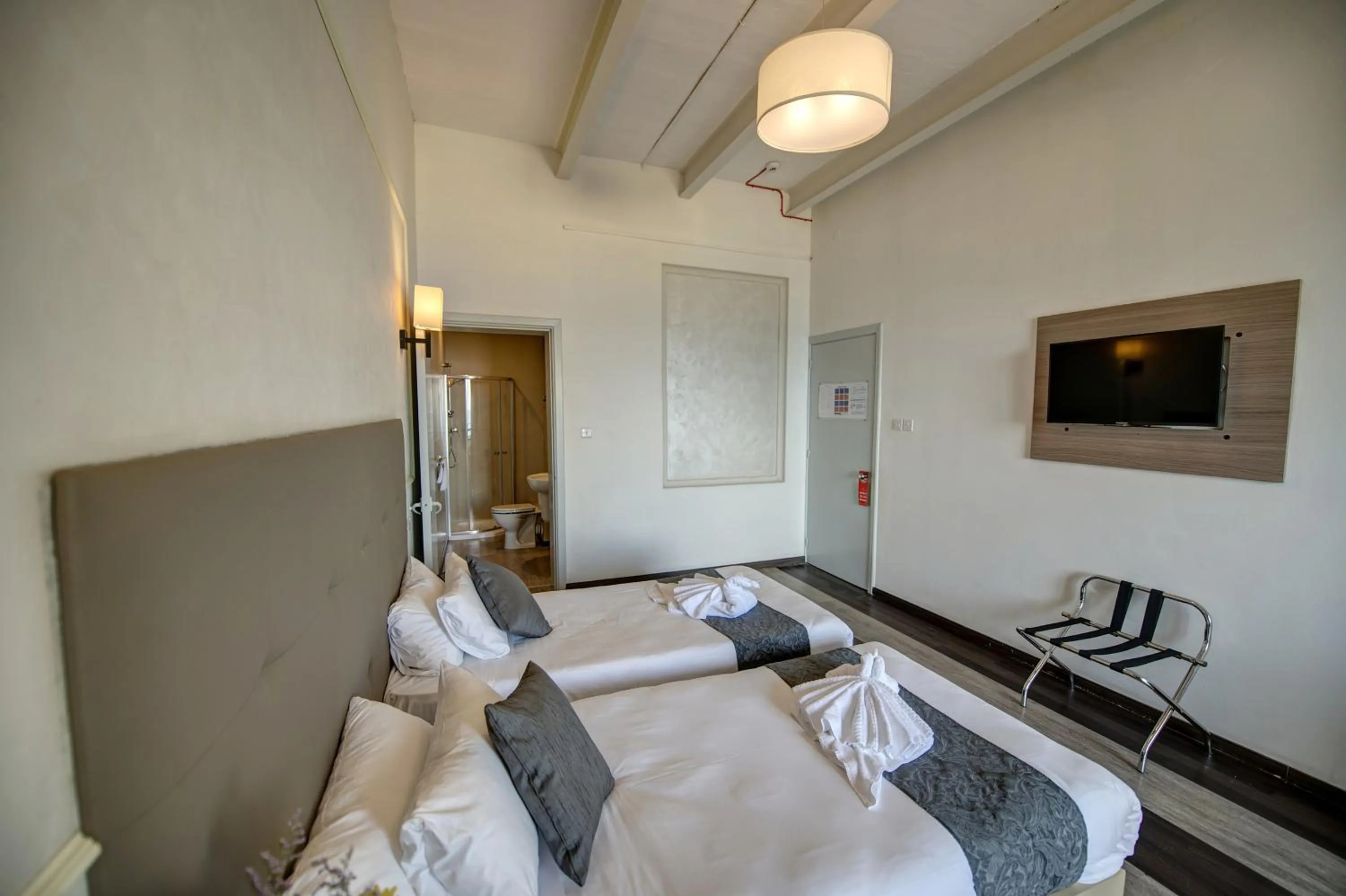 Photo of the whole room, Bed in Europa Hotel