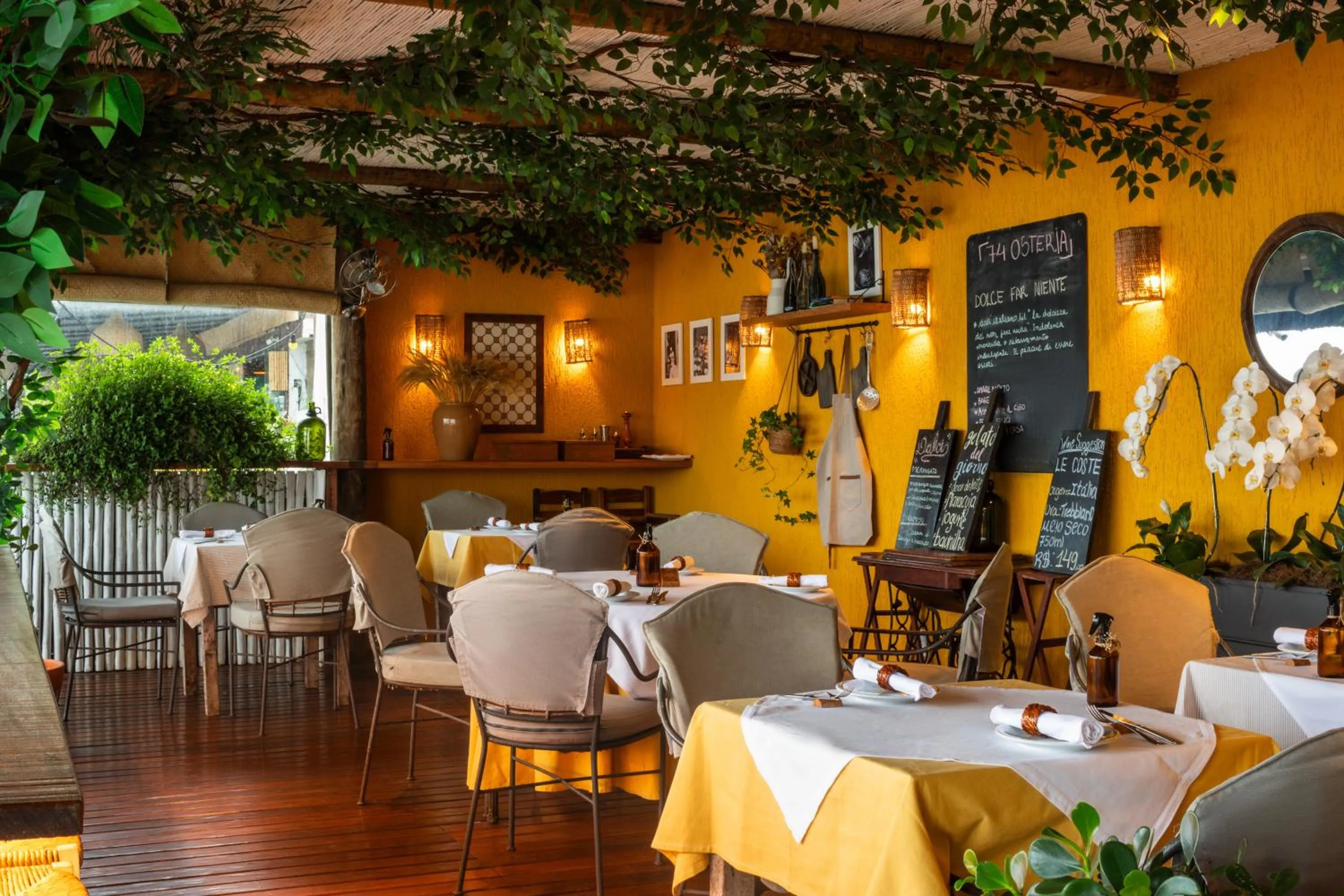 Restaurant/places to eat in Casas Brancas Boutique Hotel & Spa