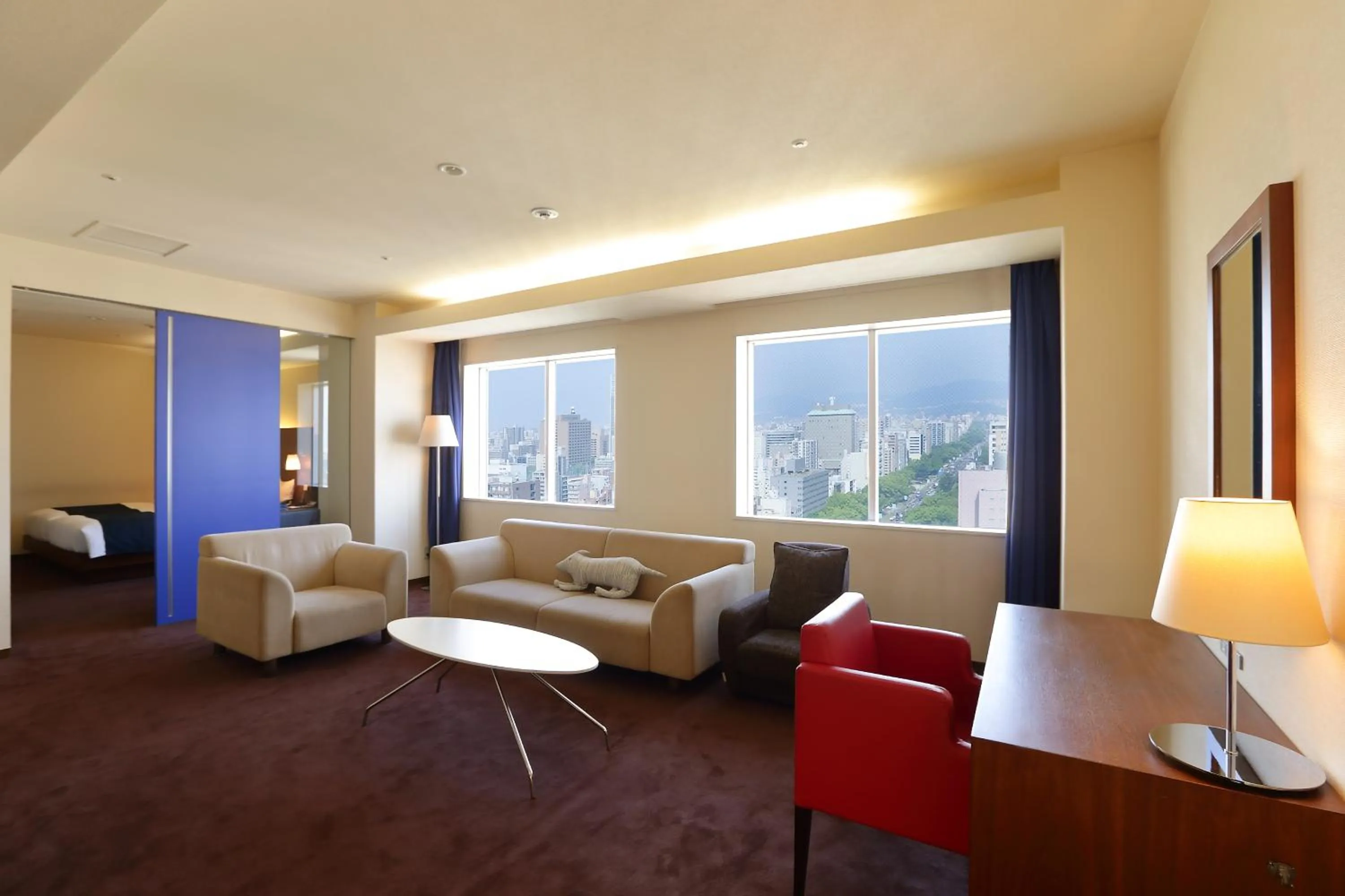 Living room in Oriental Hotel Hiroshima