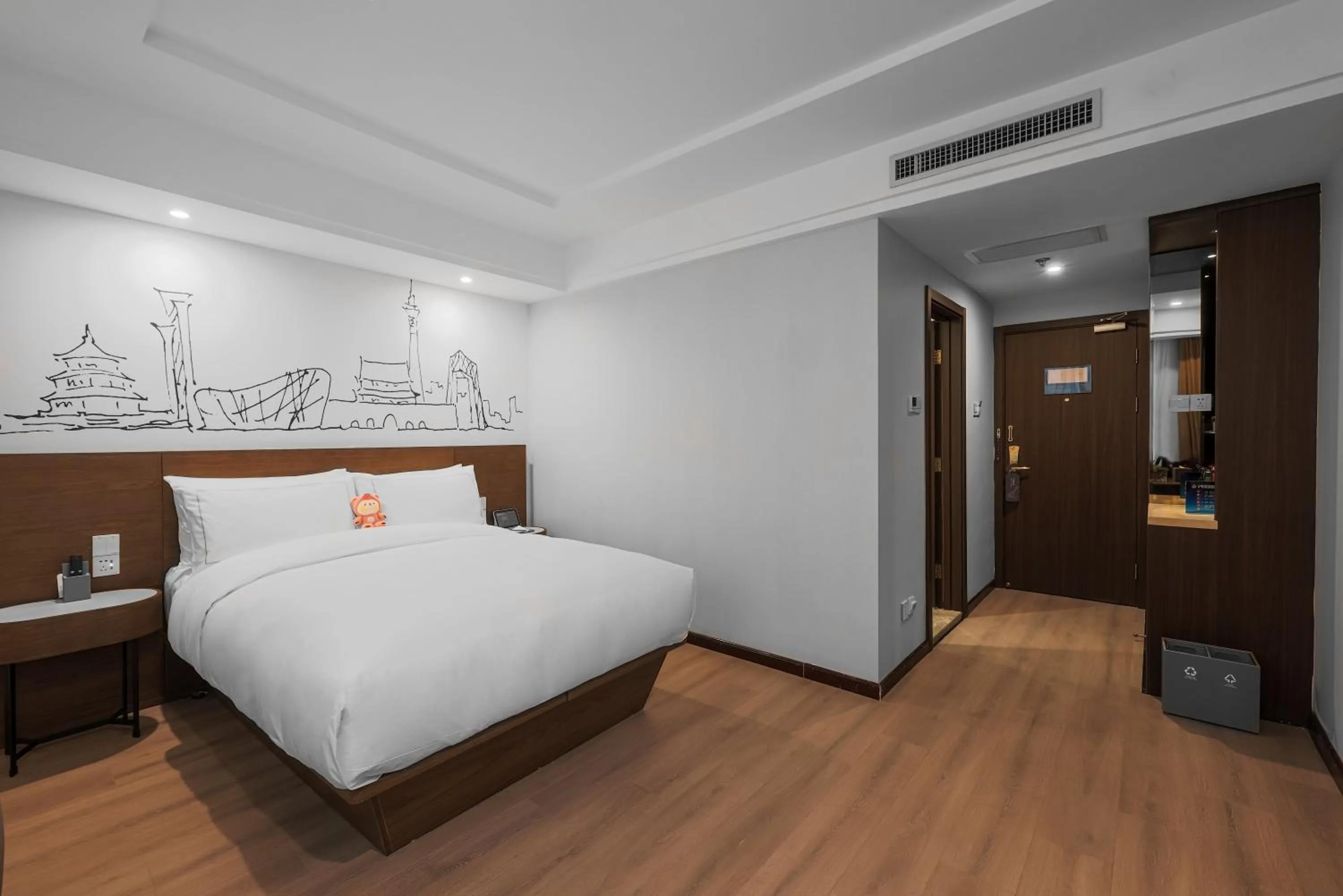 Photo of the whole room, Bed in UrCove by HYATT Beijing Forbidden City