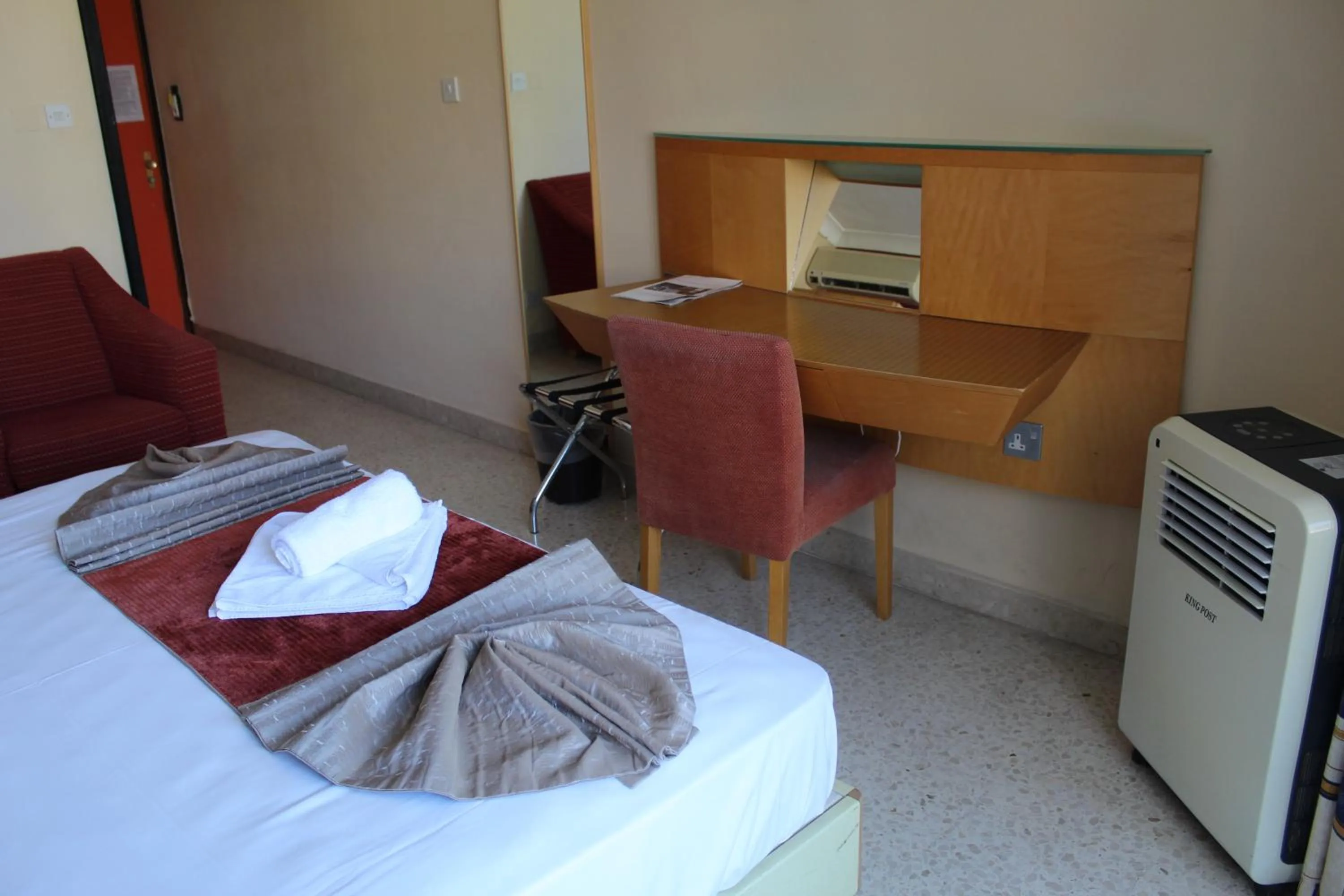 Bedroom, Bed in The St. George’s Park Hotel