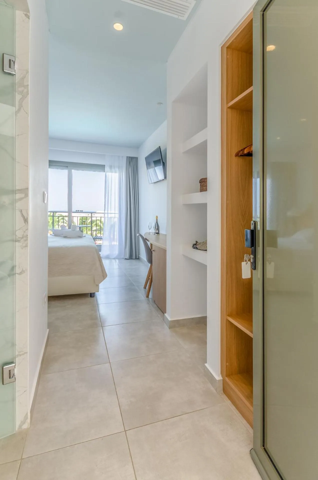 Photo of the whole room in Anna Maria Village