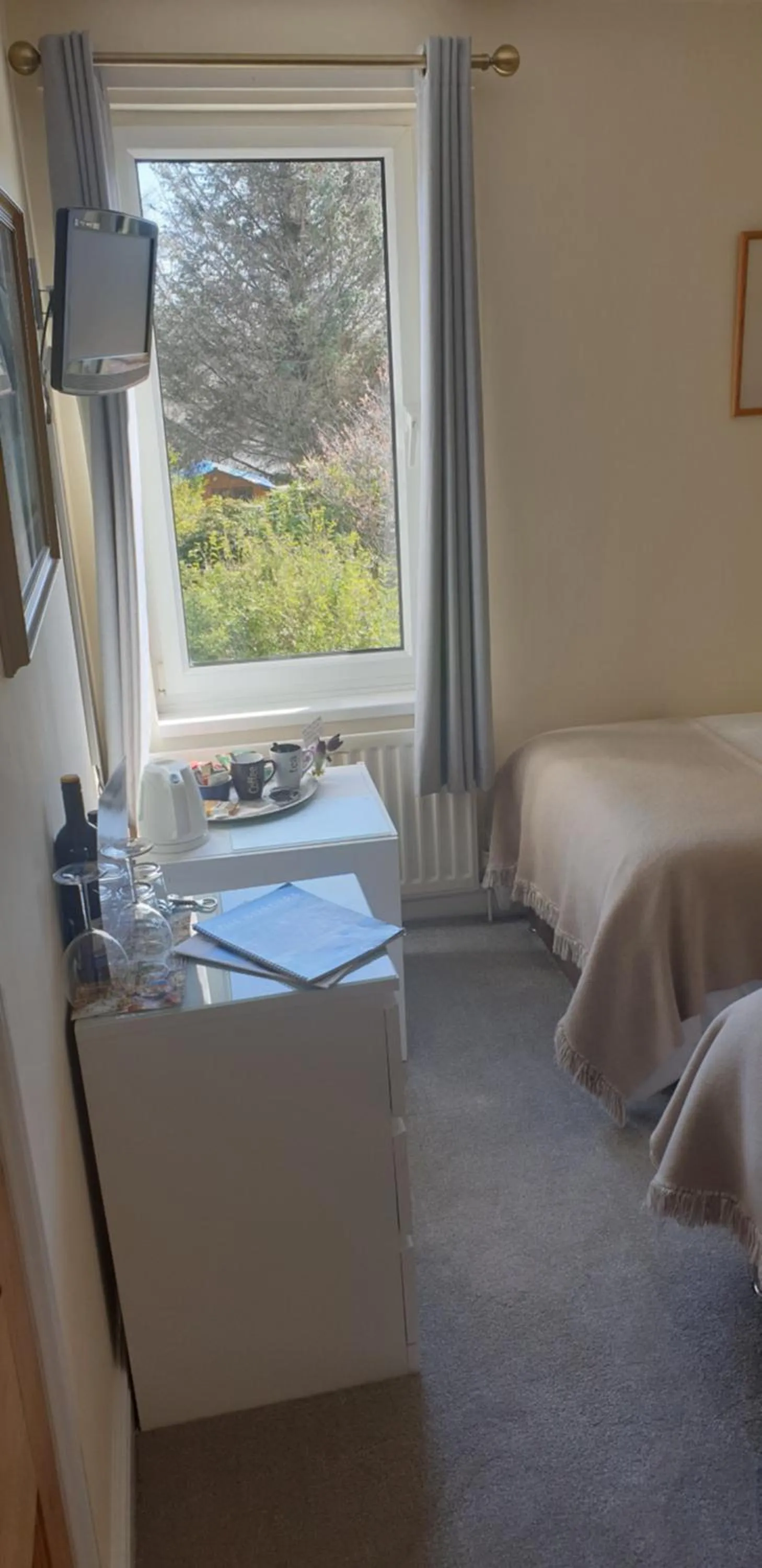 Property building, Bed in Ugiebrae House Bed & Breakfast