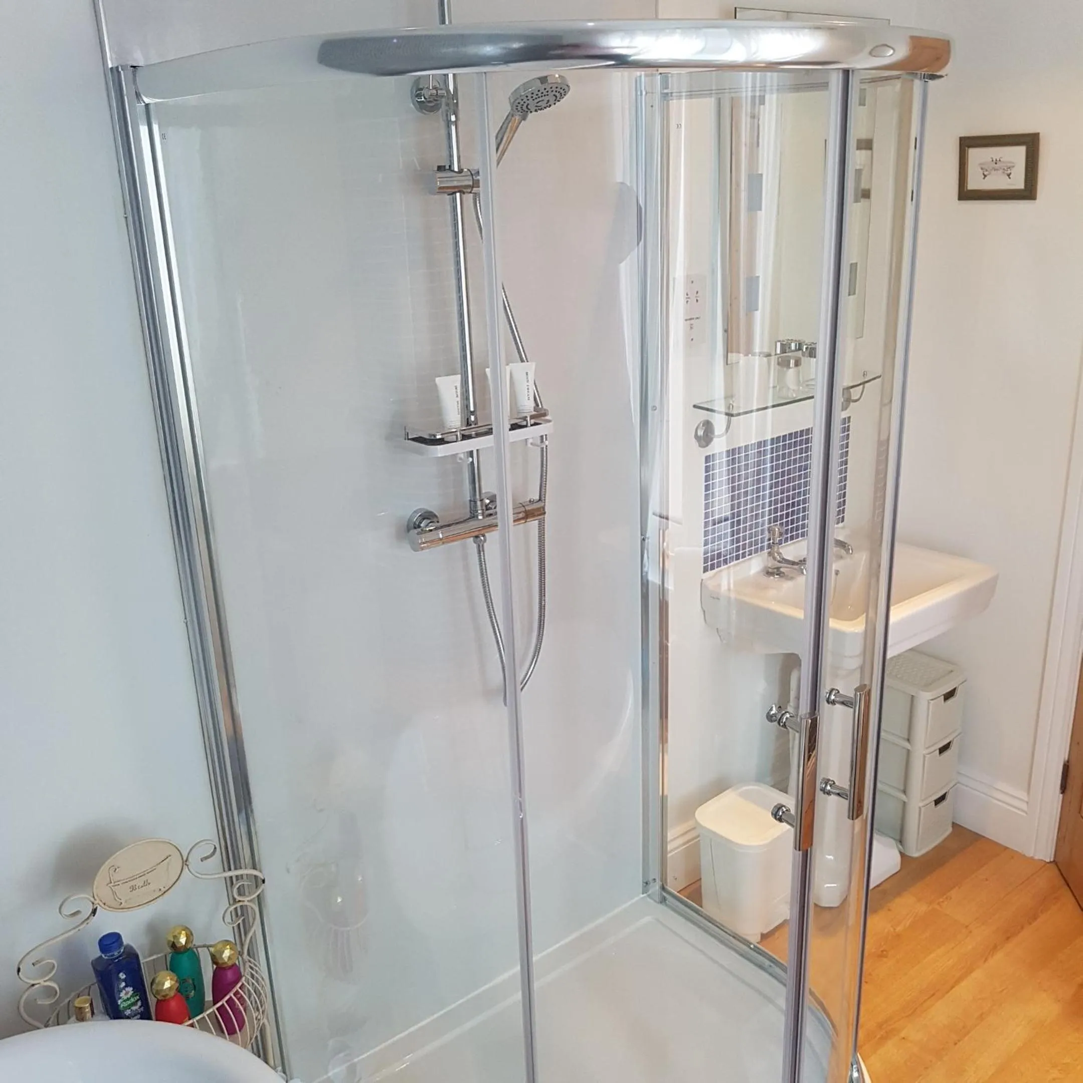 Bathroom in Ugiebrae House Bed & Breakfast