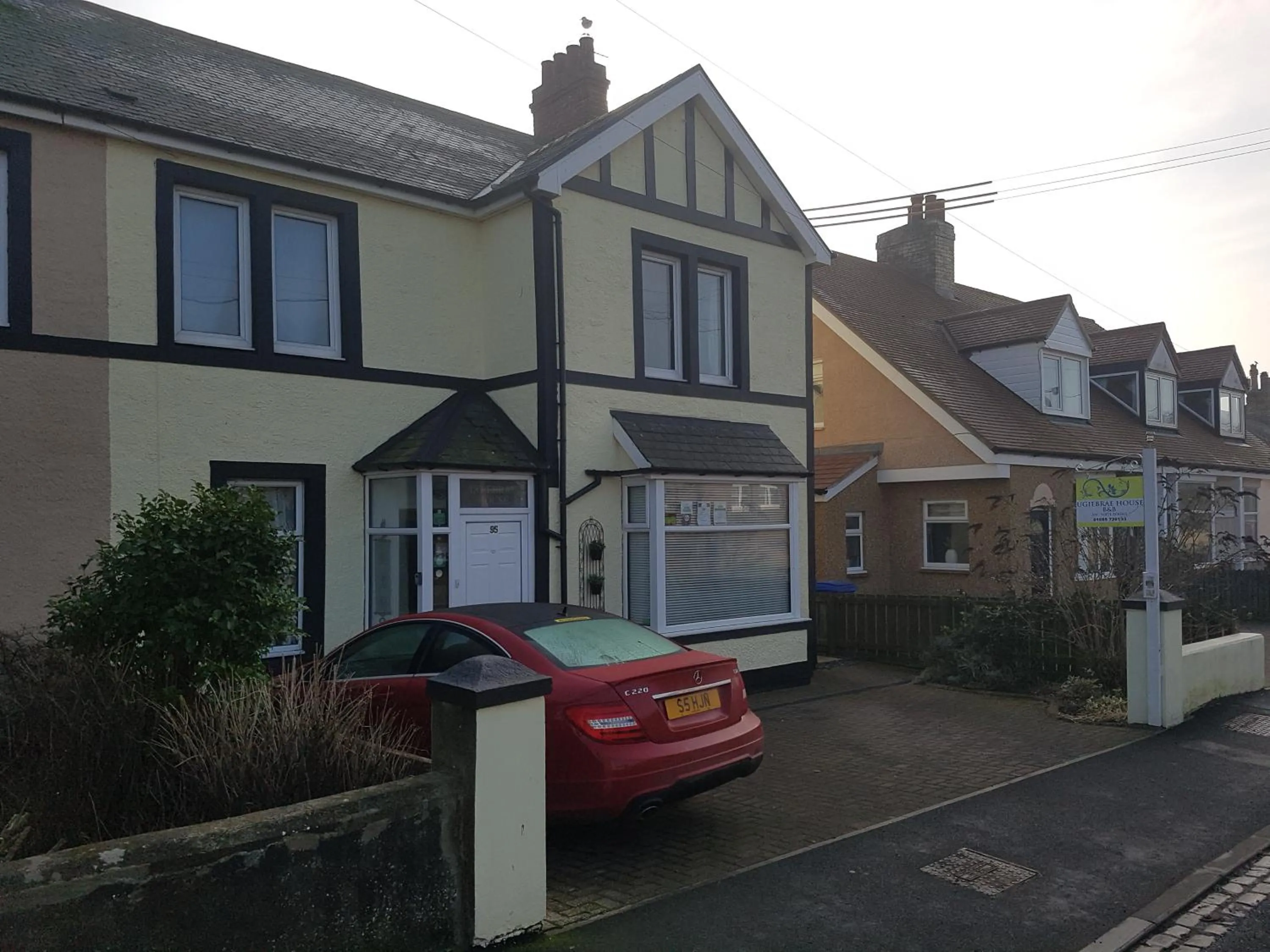 Facade/entrance, Property Building in Ugiebrae House Bed & Breakfast