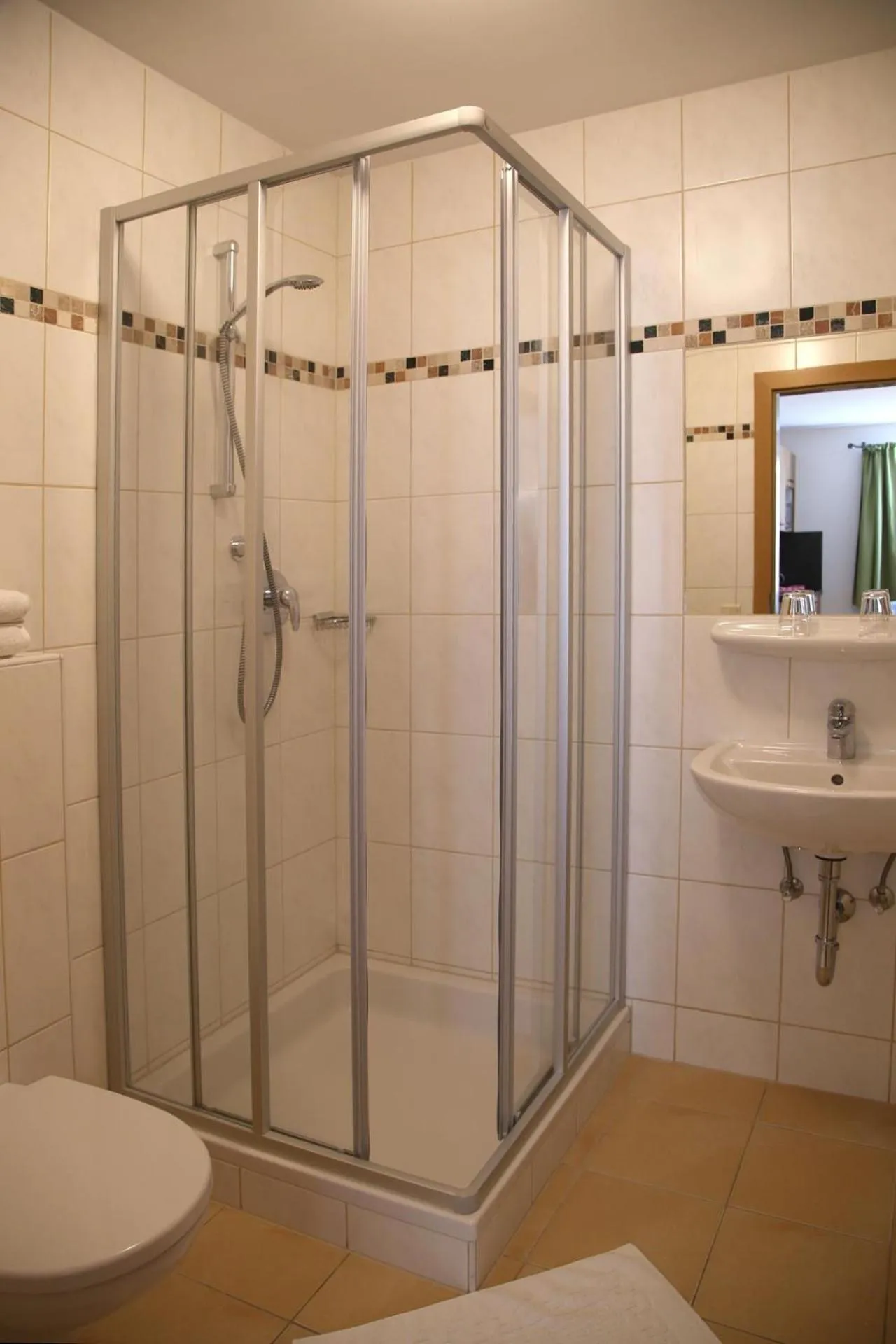 Shower in Die Filzmooserin - Apartments in Filzmoos, Filzmoos Card inklusive