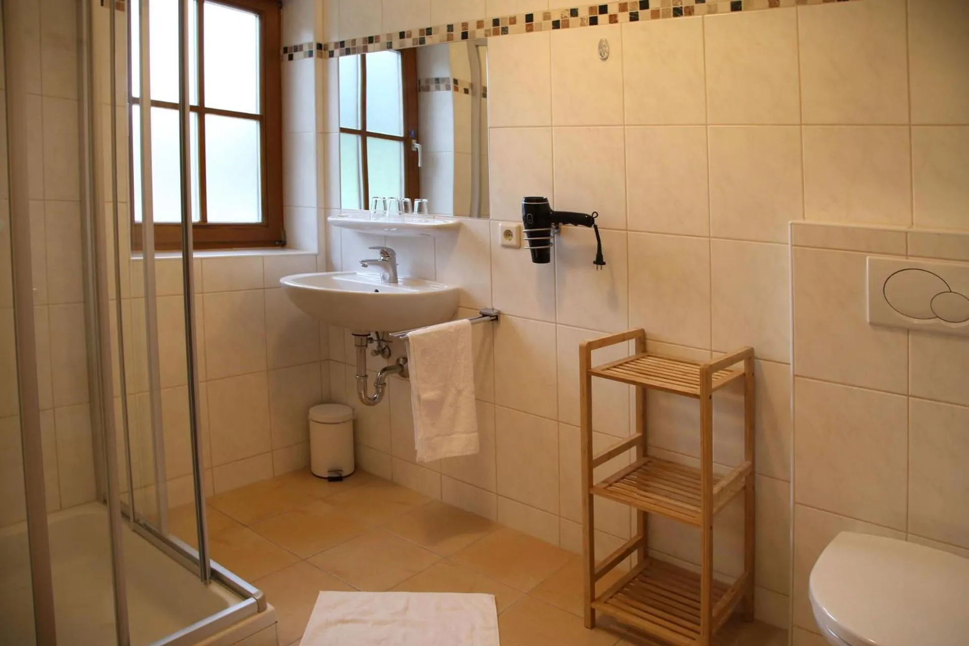 Shower in Die Filzmooserin - Apartments in Filzmoos, Filzmoos Card inklusive