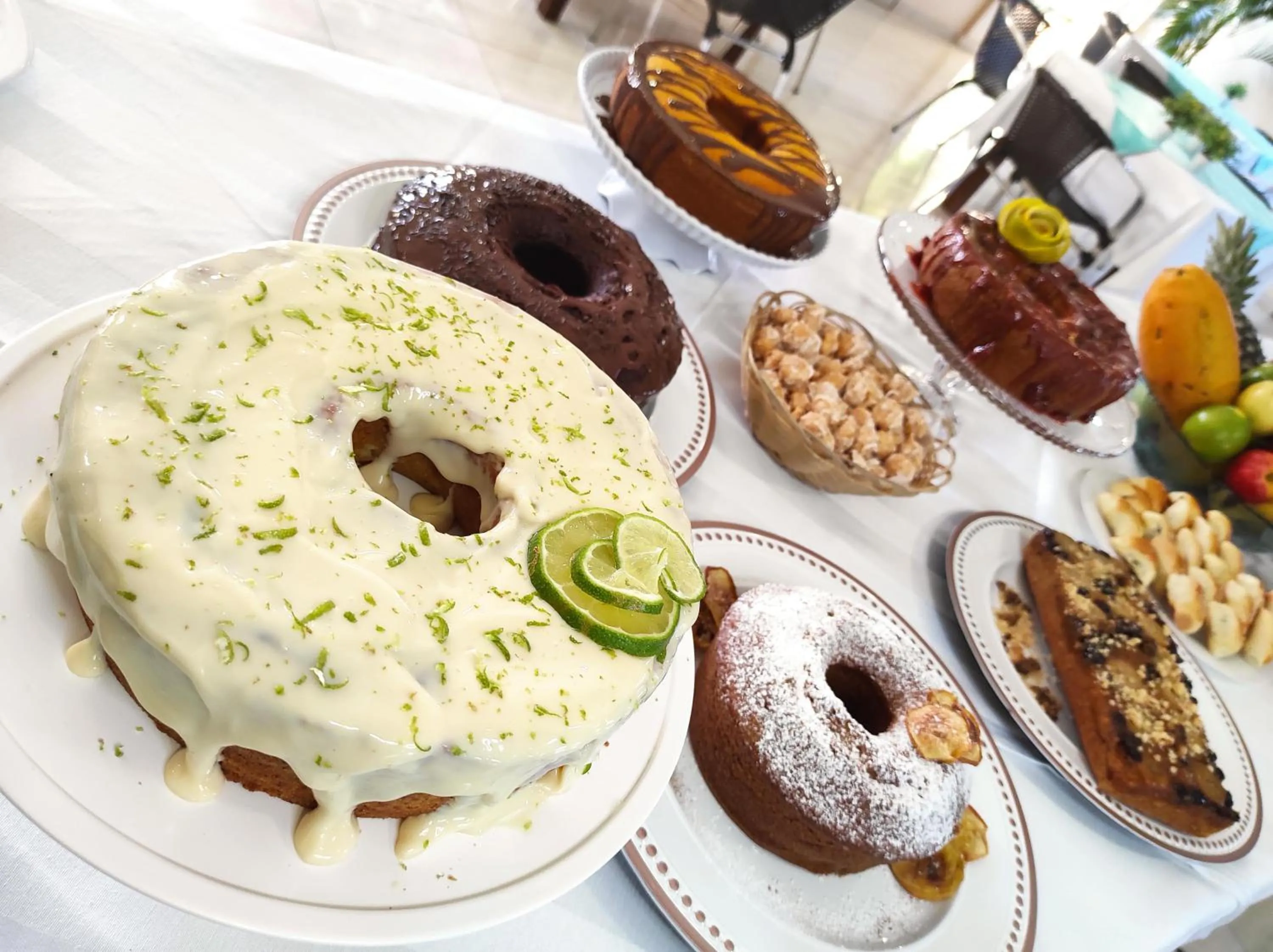 Restaurant/places to eat in Tiffany Hotel