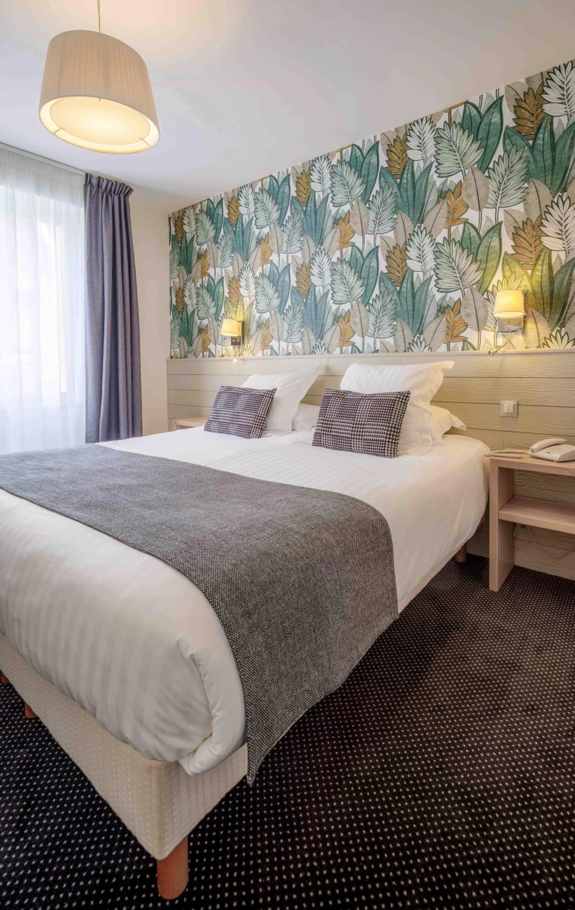 Bedroom, Bed in Hôtel La Résidence des Artistes