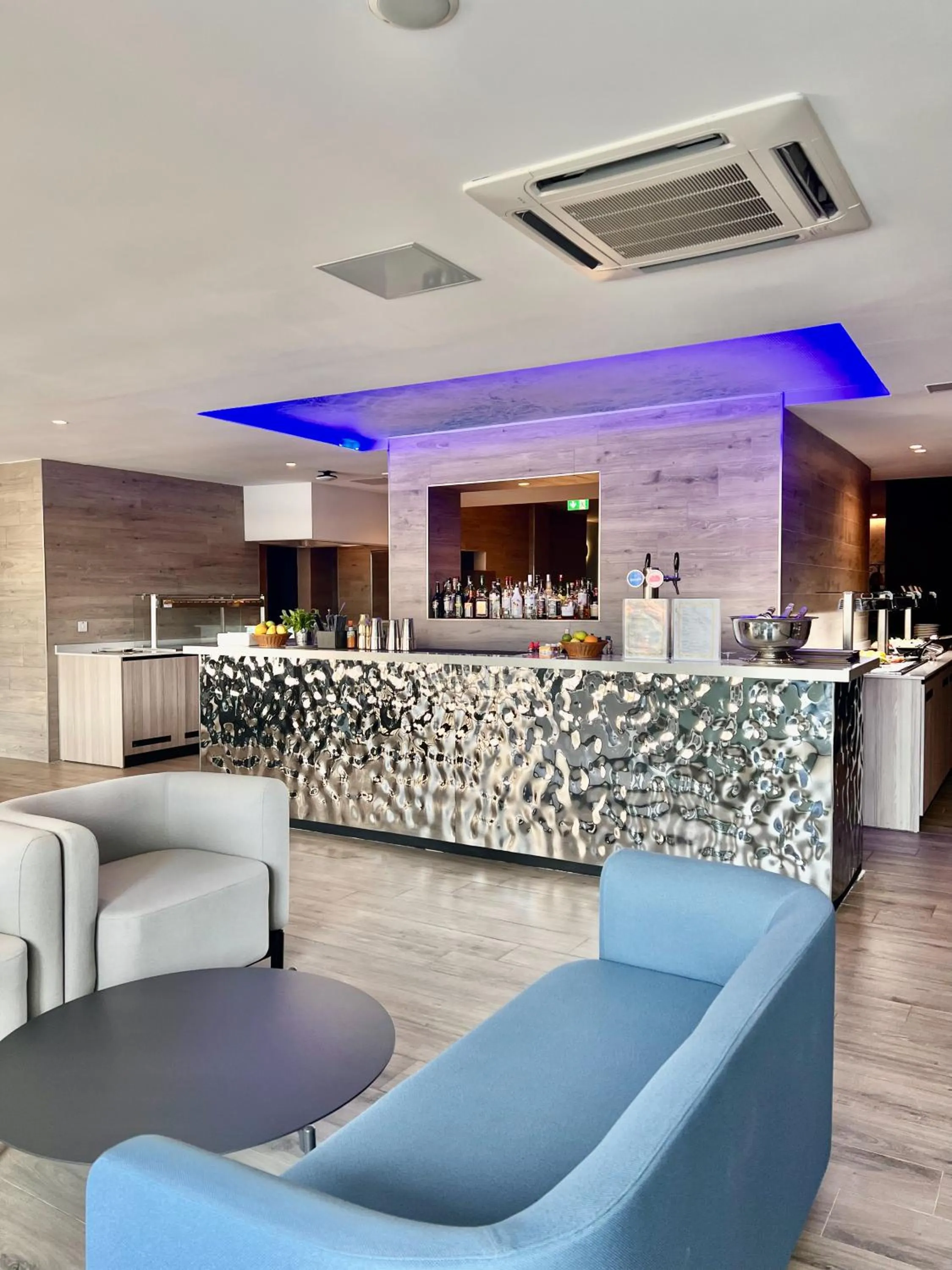 Lounge or bar in db San Antonio Hotel + Spa All Inclusive