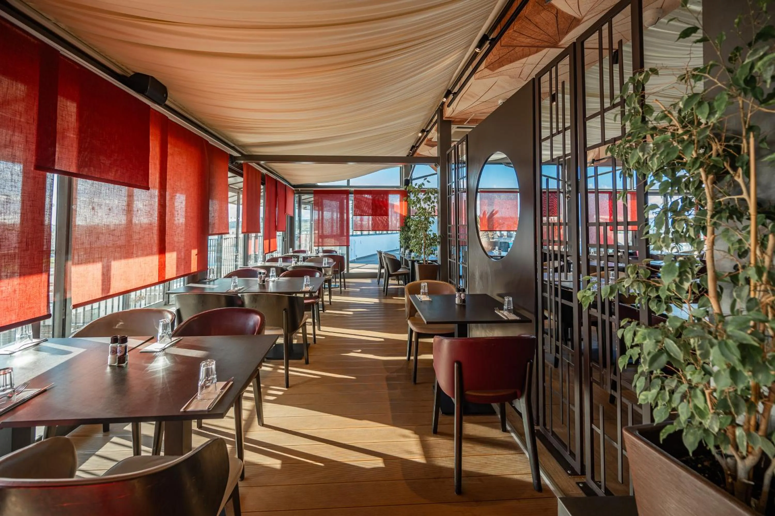 Restaurant/places to eat in db San Antonio Hotel + Spa All Inclusive