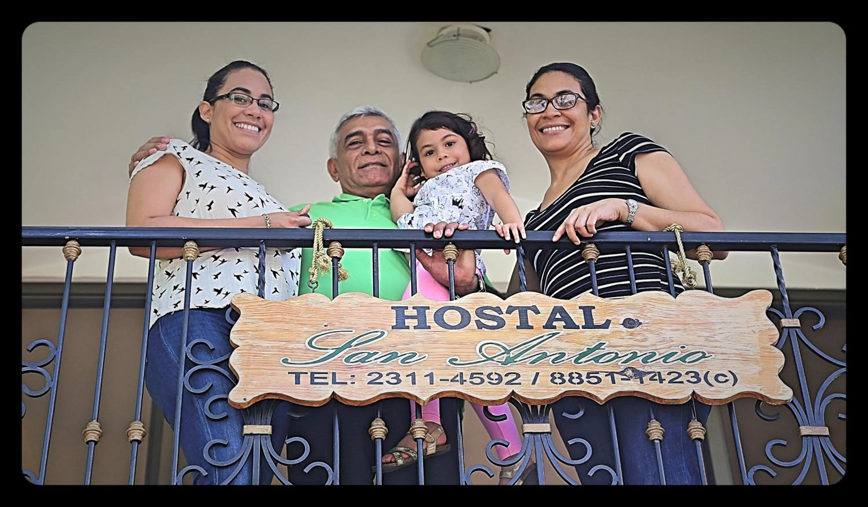 Family in Hostal San Antonio