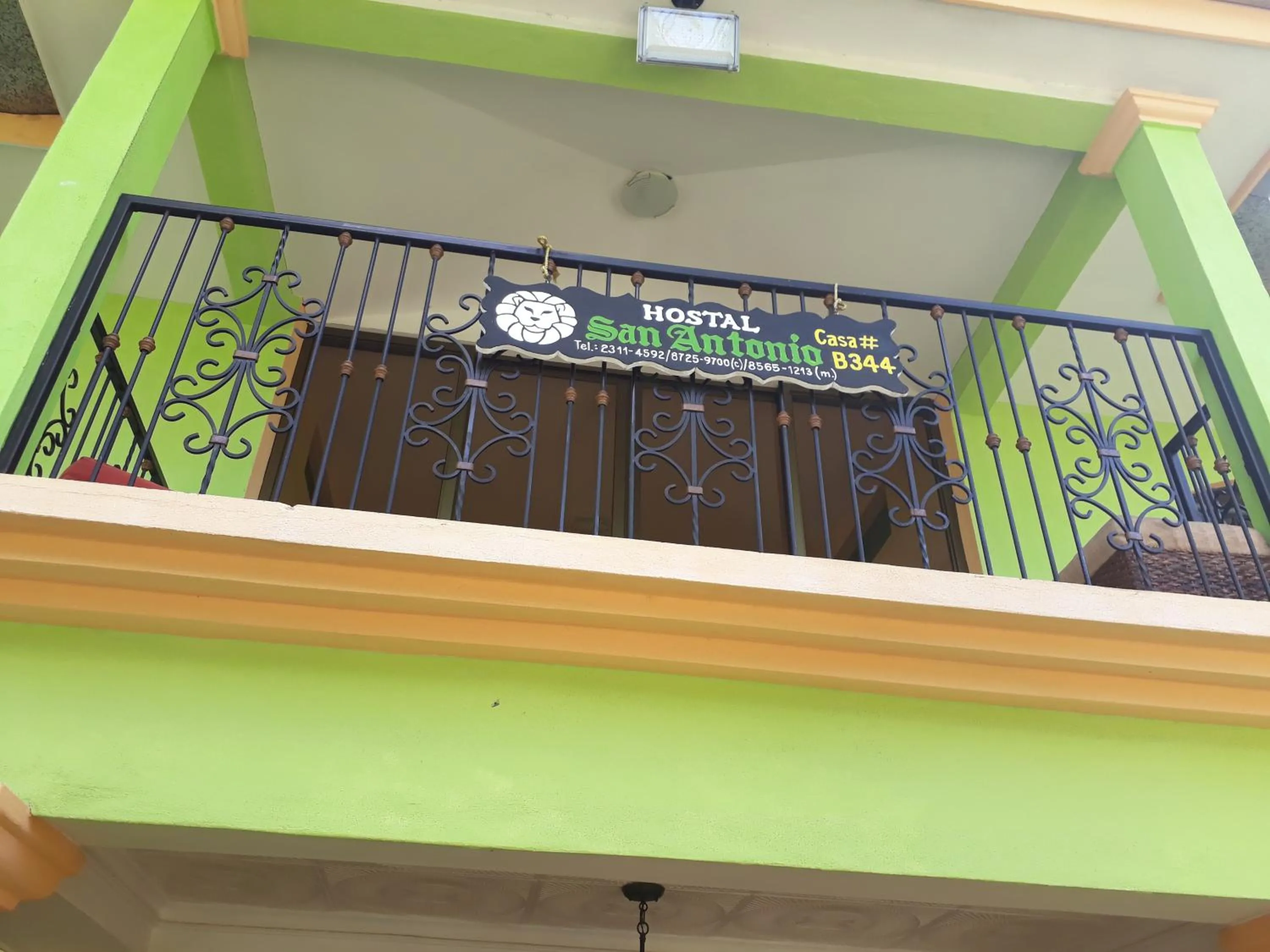 Facade/entrance in Hostal San Antonio