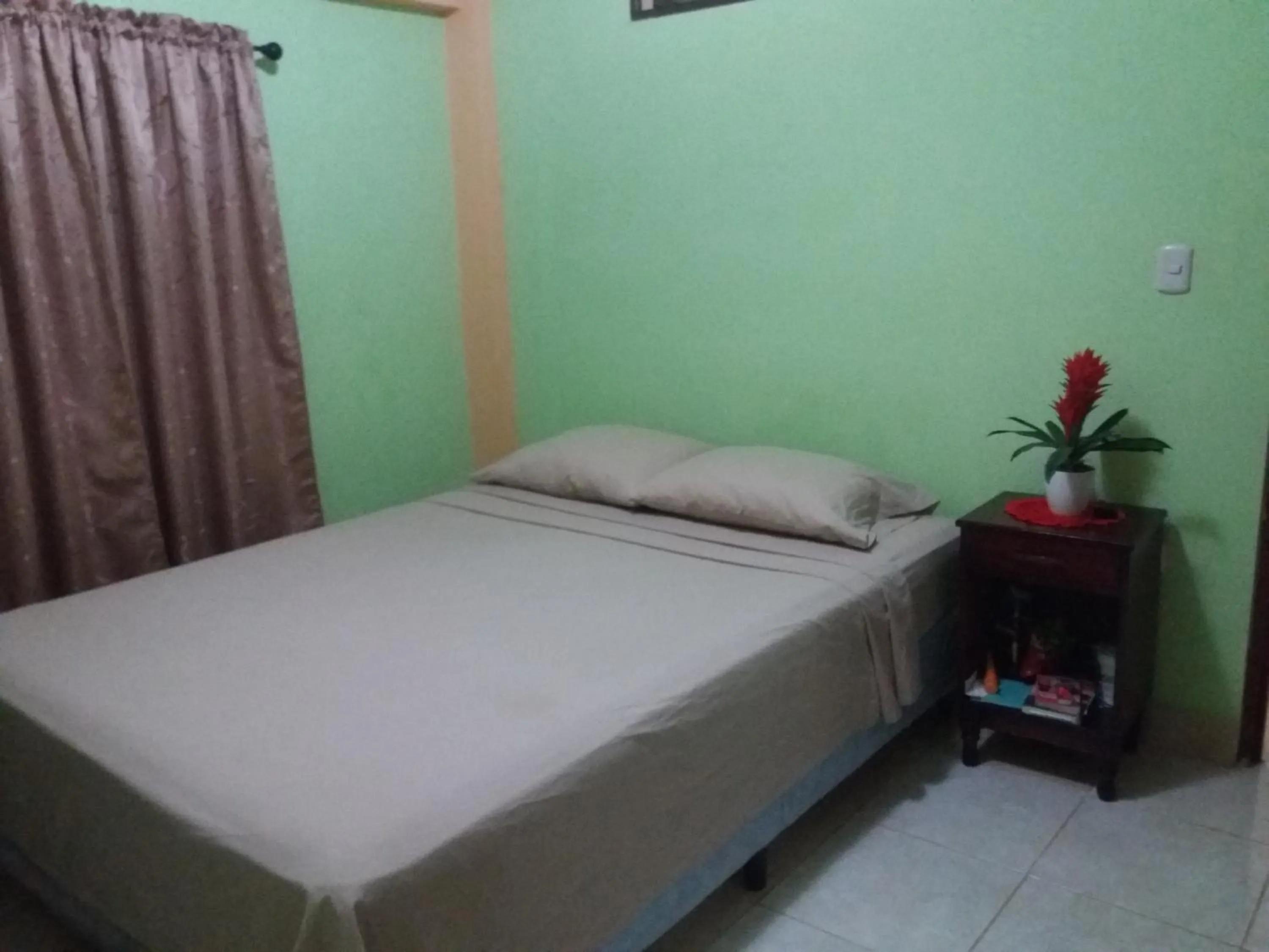 Decorative detail, Bed in Hostal San Antonio