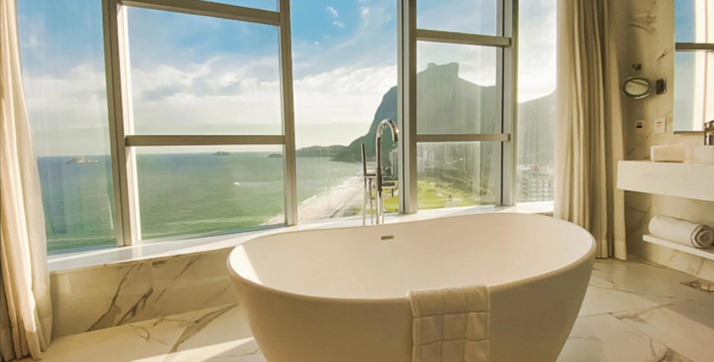 Natural landscape in Hotel Nacional Rio de Janeiro - OFICIAL