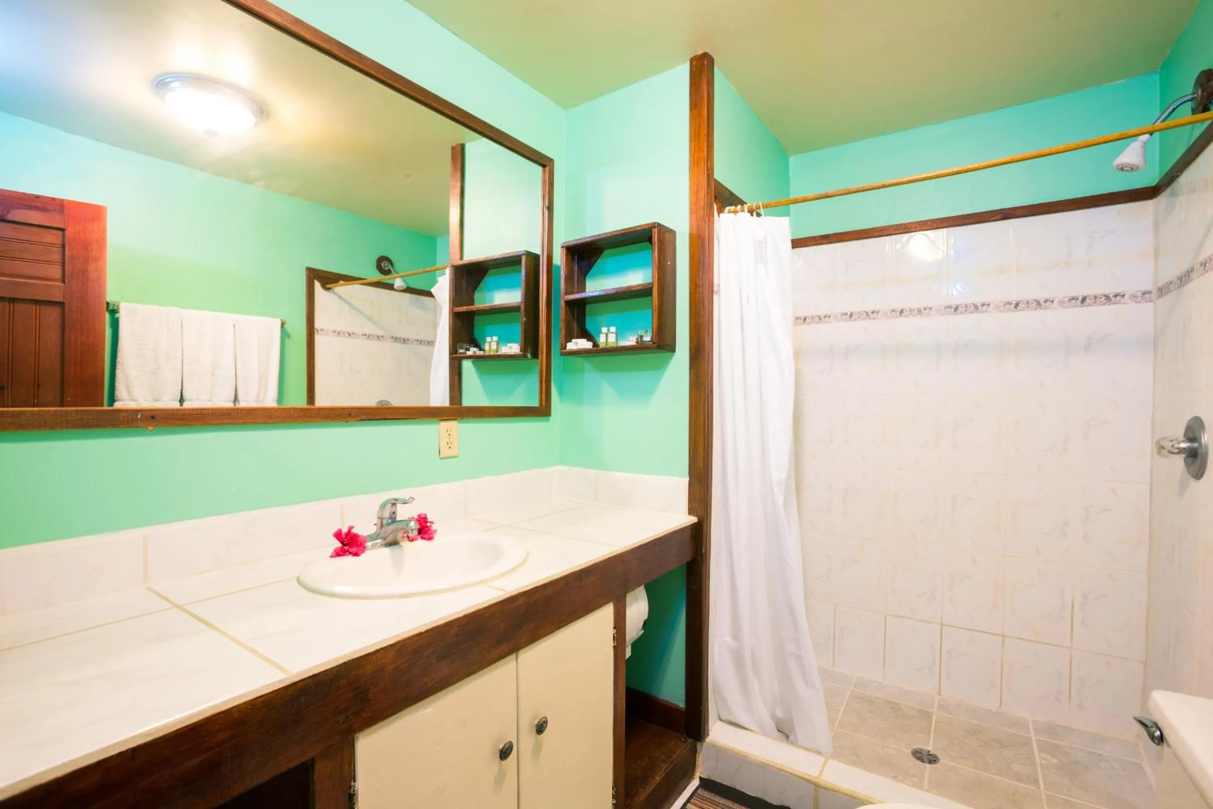 Bathroom in Bananarama Dive & Beach Resort
