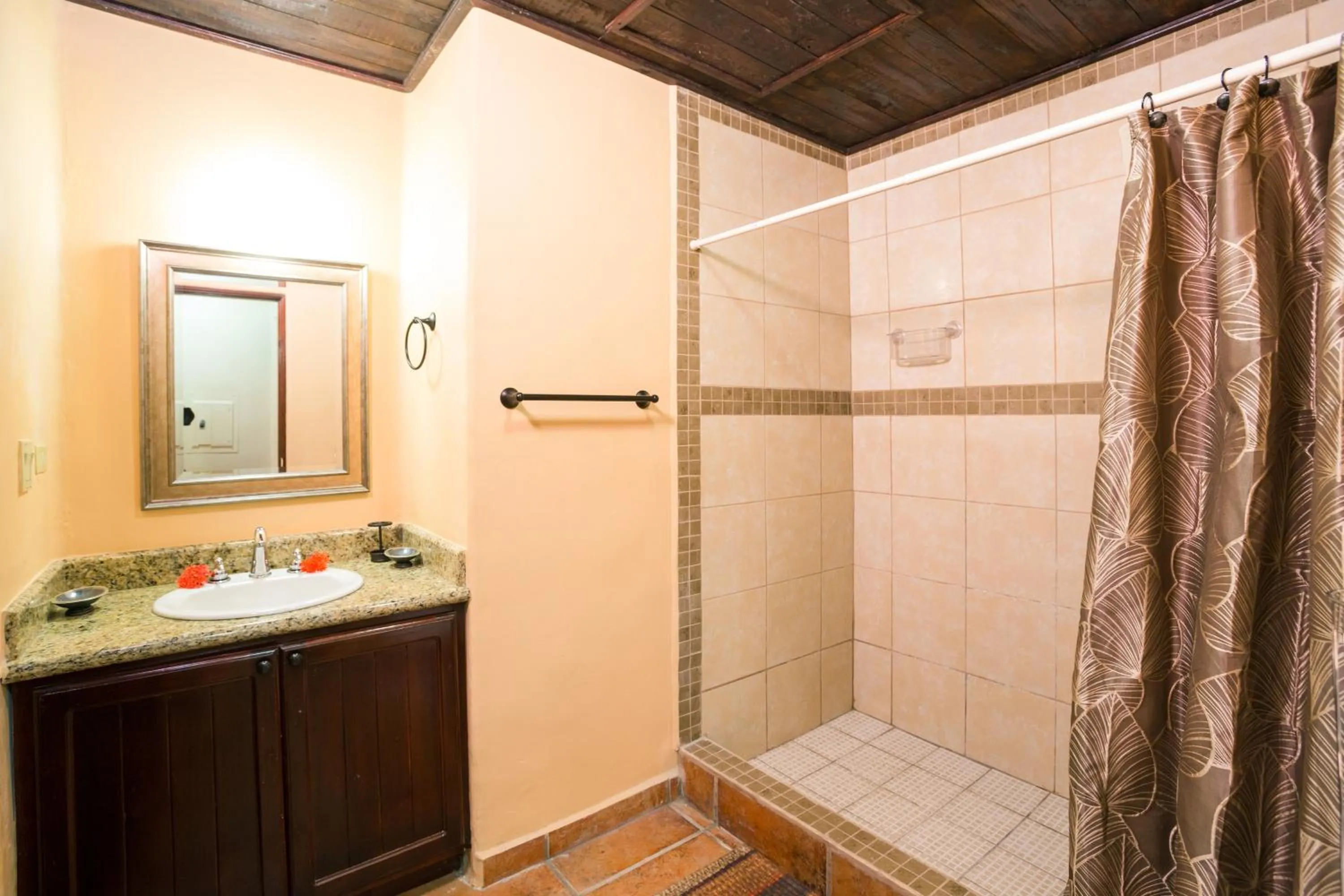 Bathroom in Bananarama Dive & Beach Resort