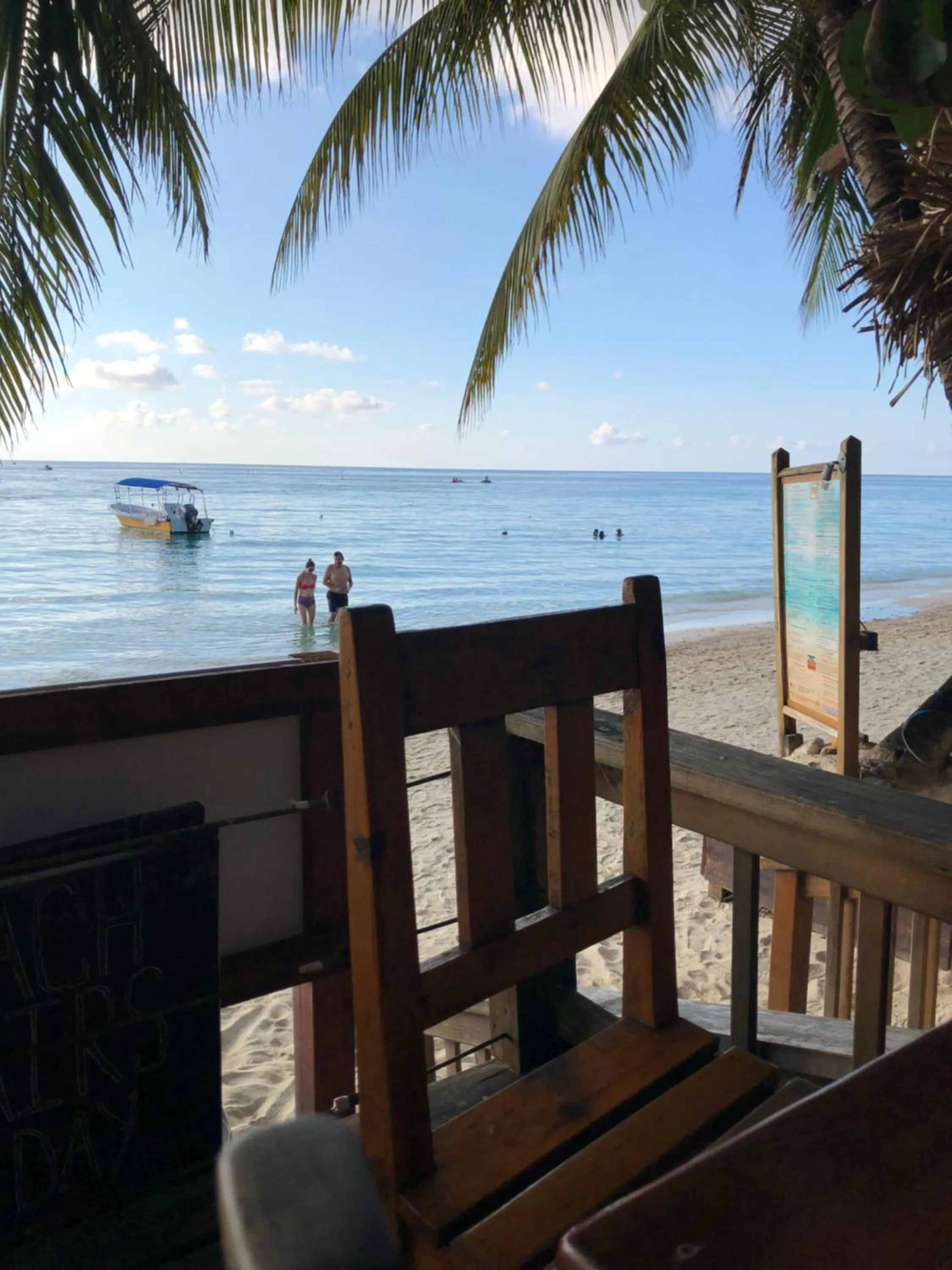 Beach in Bananarama Dive & Beach Resort