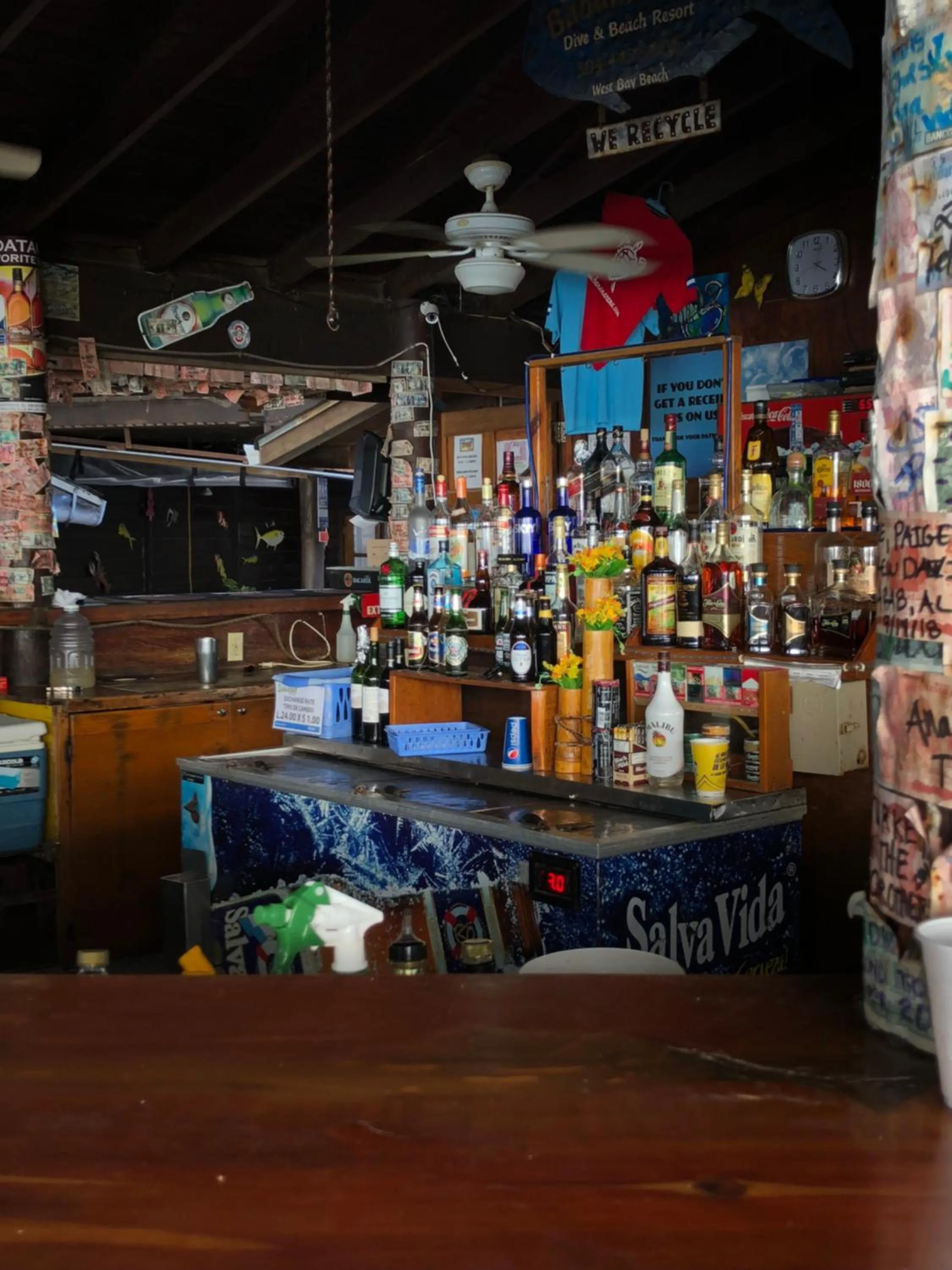 Lounge or bar in Bananarama Dive & Beach Resort