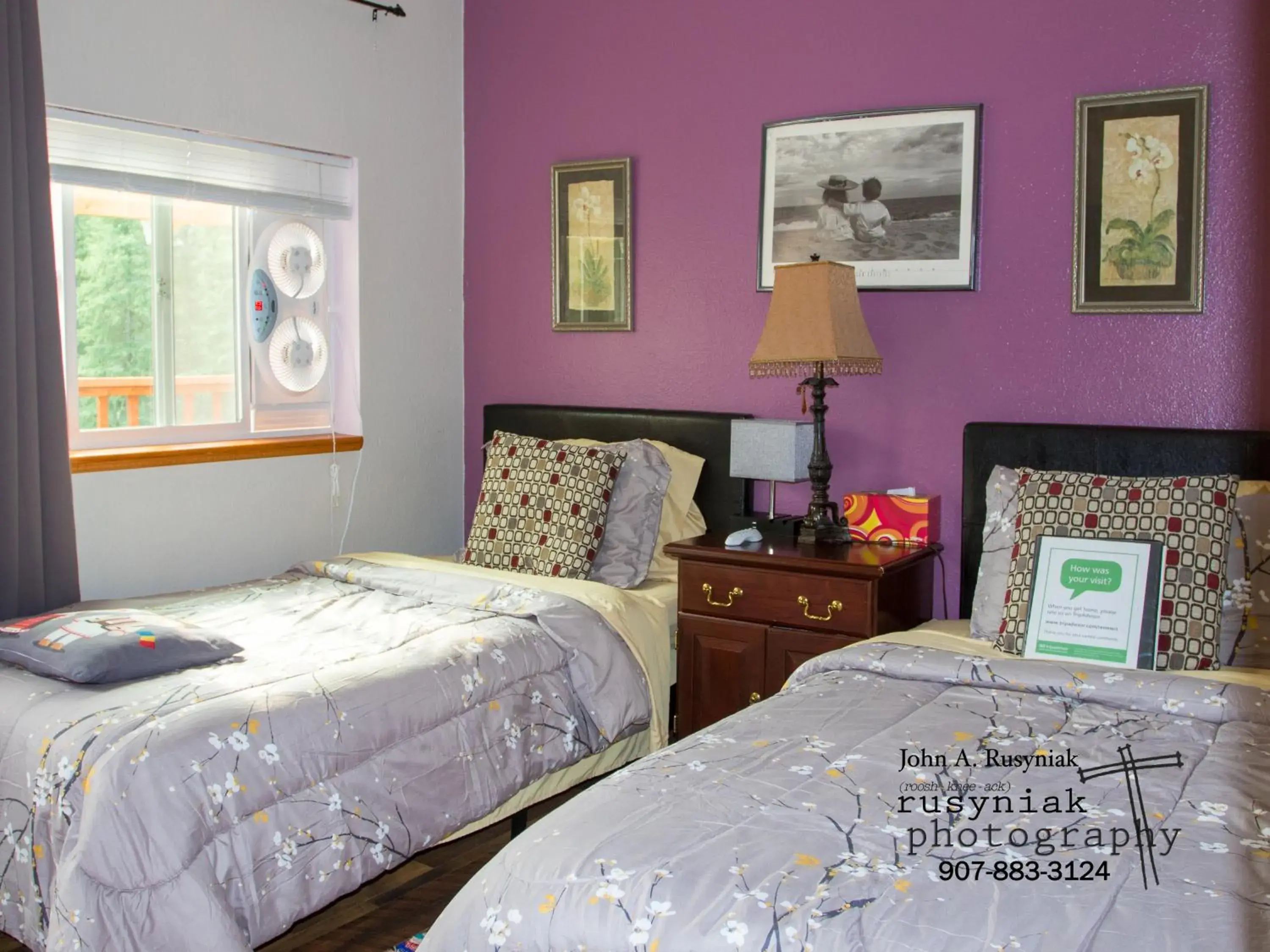 Twin Room with Balcony in A Hyde Away Inn B&B Twin Room with Balcony in A Hyde Away Inn B&B