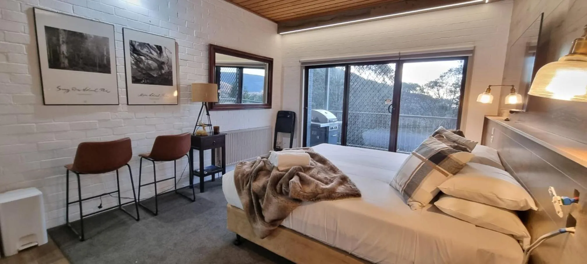 Cedarwood Apartments