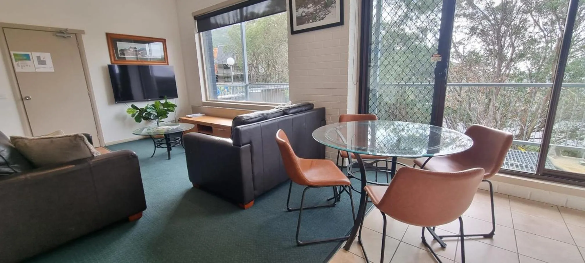 Cedarwood Apartments