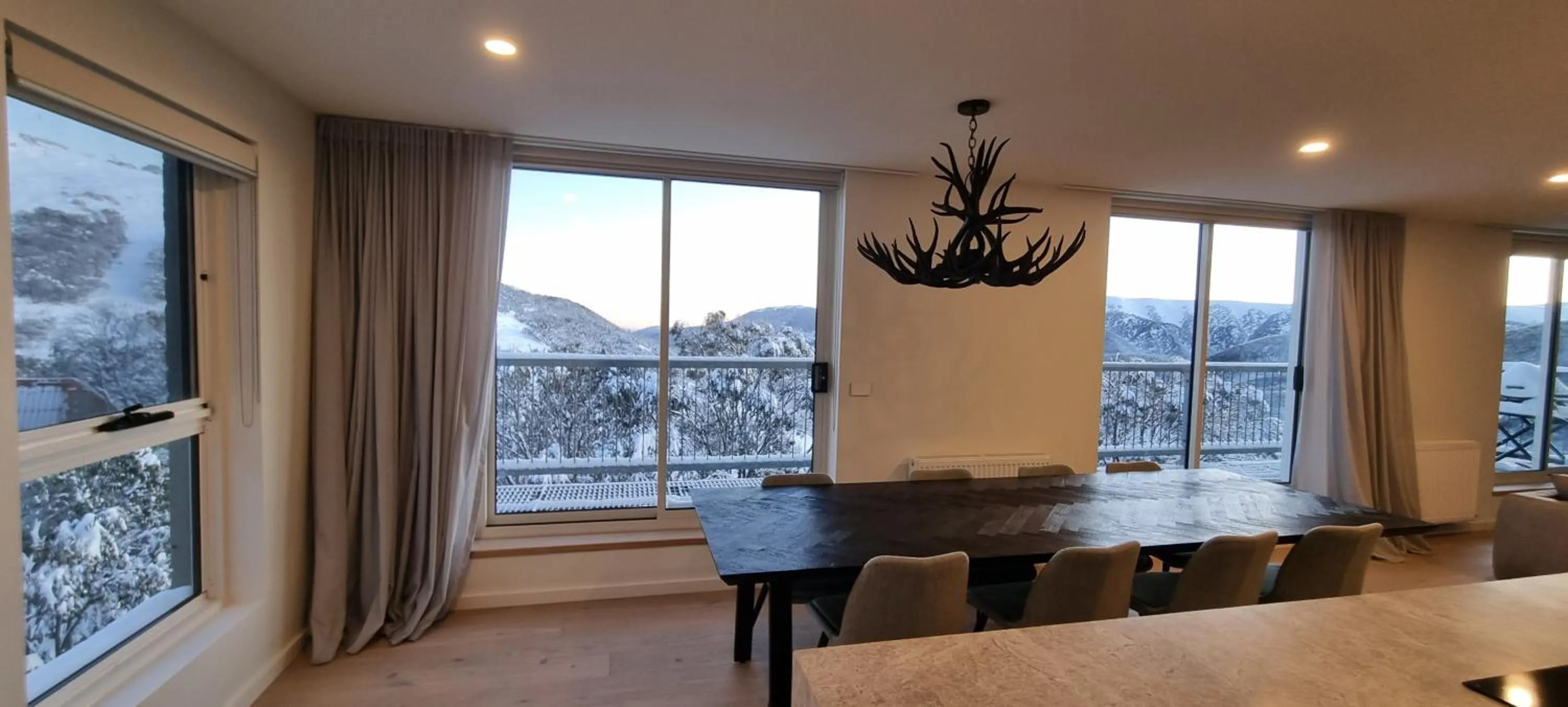 Cedarwood Apartments