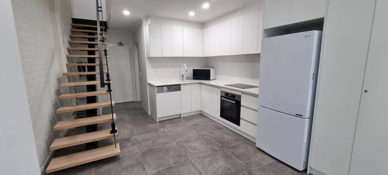 Cedarwood Apartments