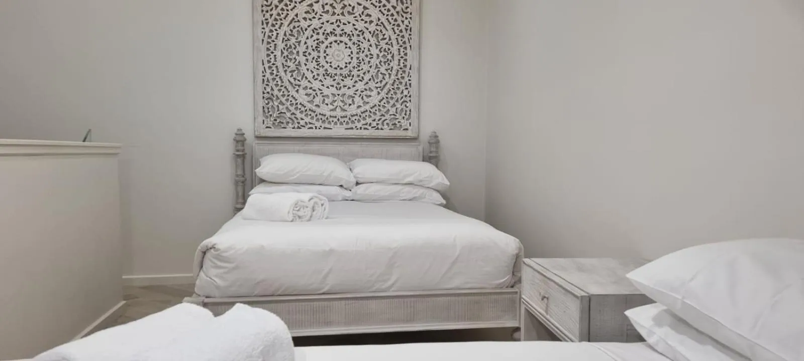 Bed in Cedarwood Apartments